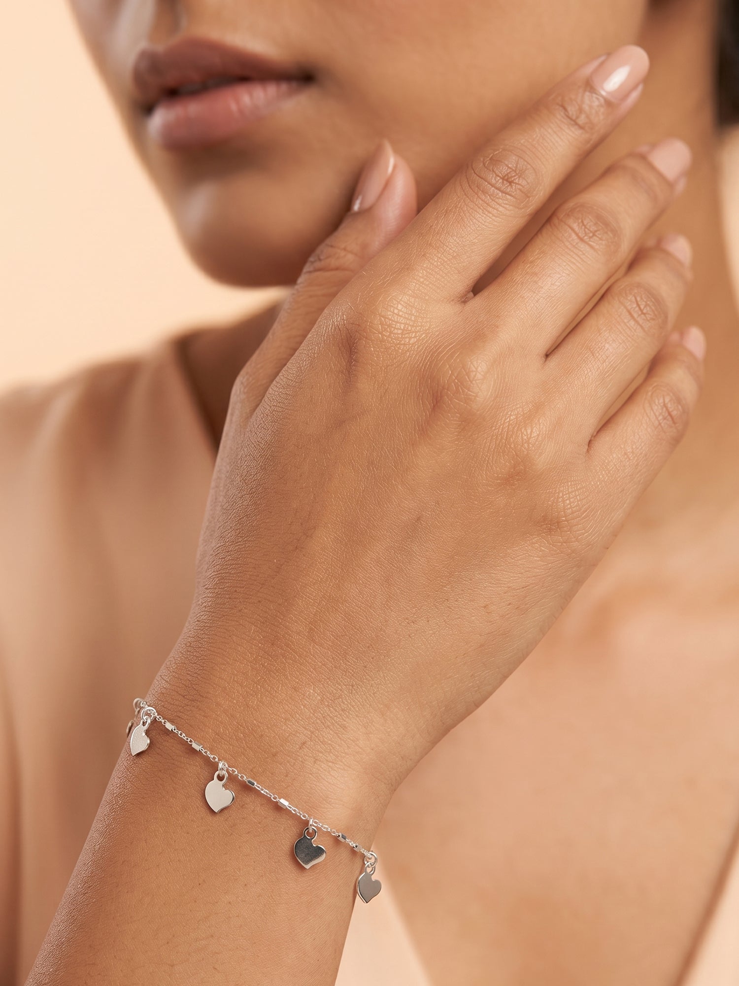 Silver Minimalist Rhythmic Heart Charm Bracelet
