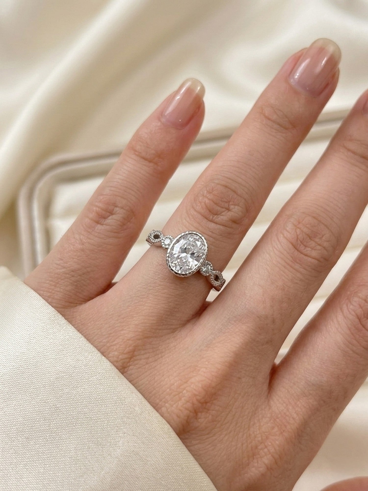 Vintage Oval Halo Ring