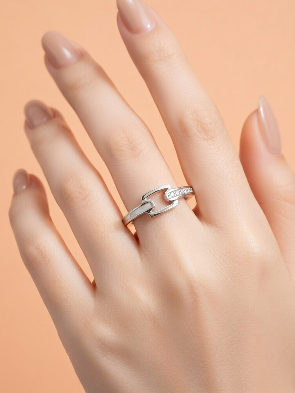 Linked Shimmer Statement Ring