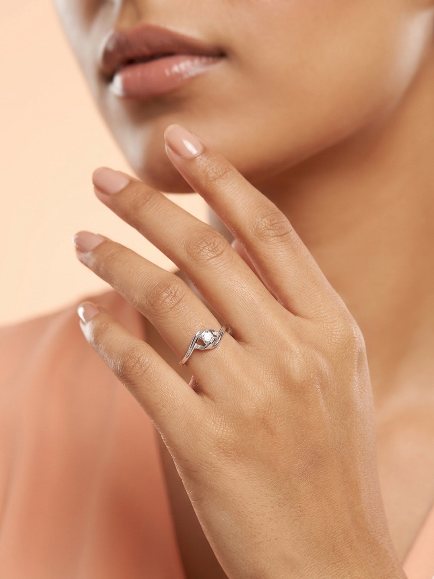 Fluid Ribbon Solitaire Ring