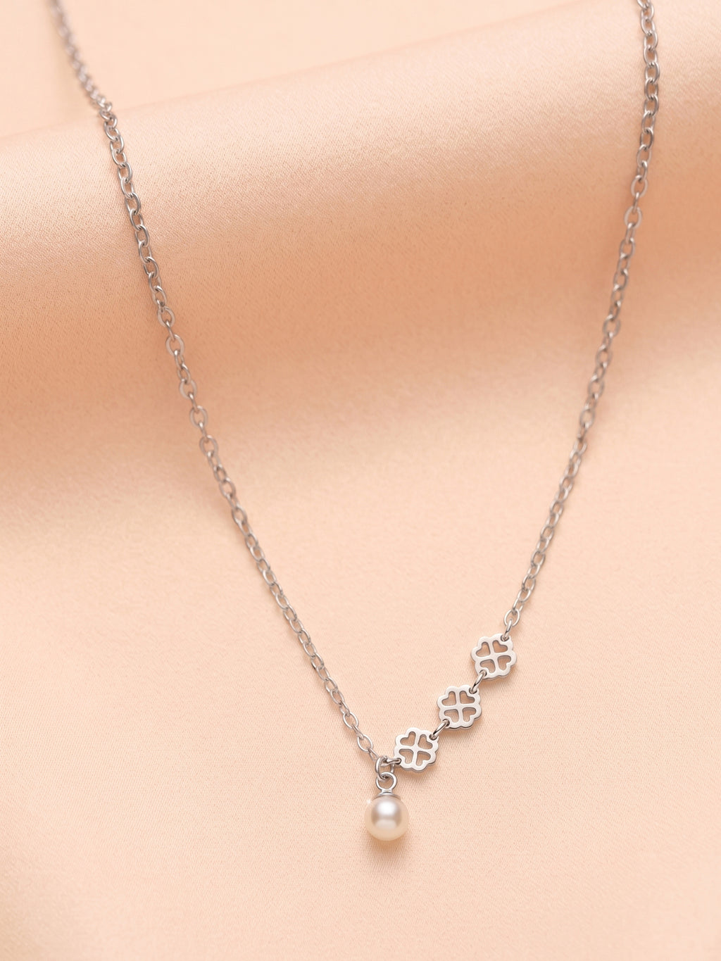 Silver Clover Trio & Pearl Drop Necklace