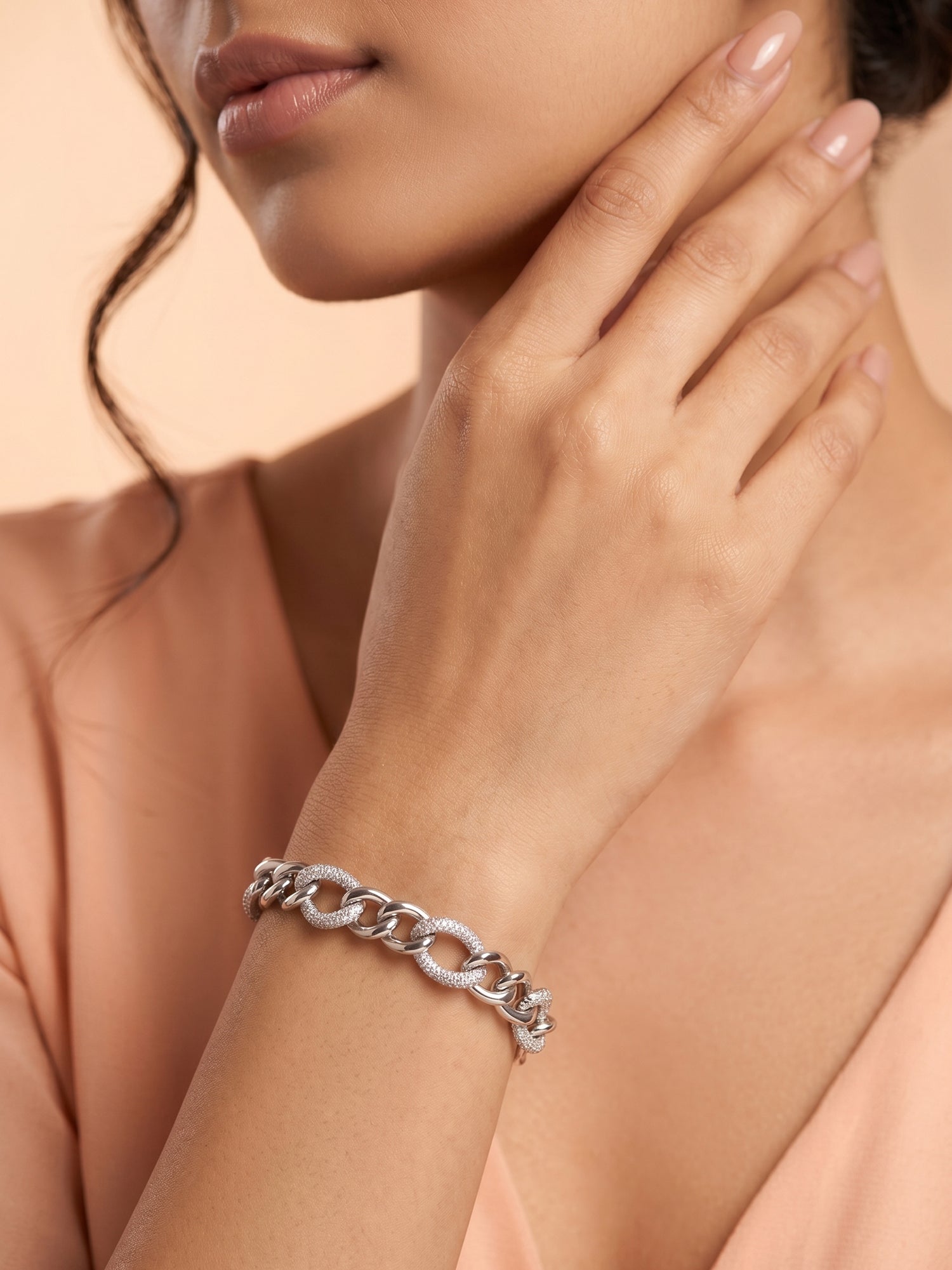 Pavé Alternating Curb Chain Bracelet