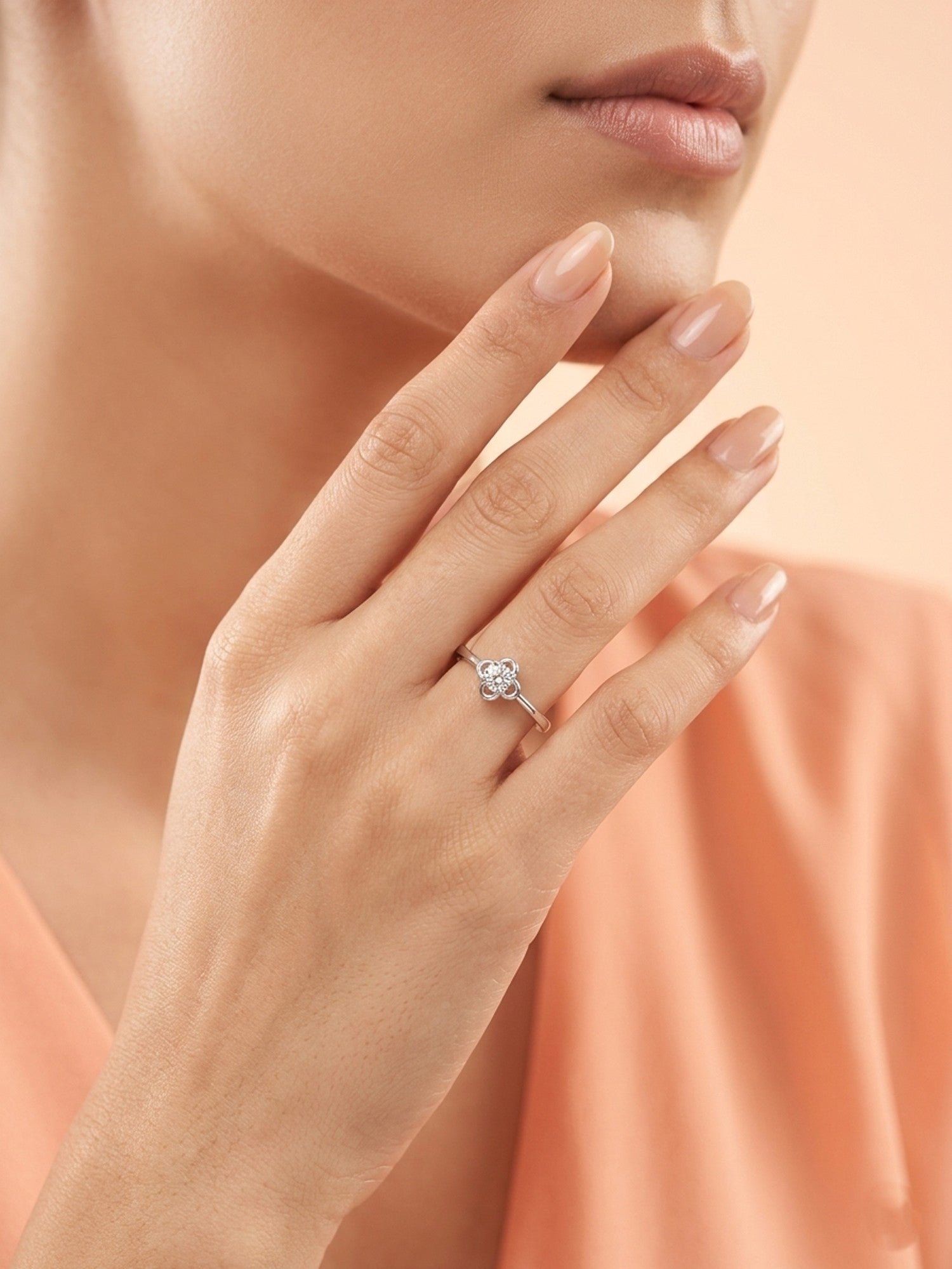 Silver Petal Openwork Solitaire Ring