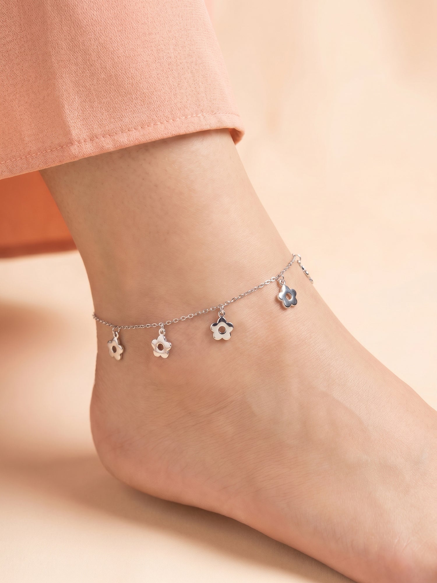 Daisy Flower Charm Anklet