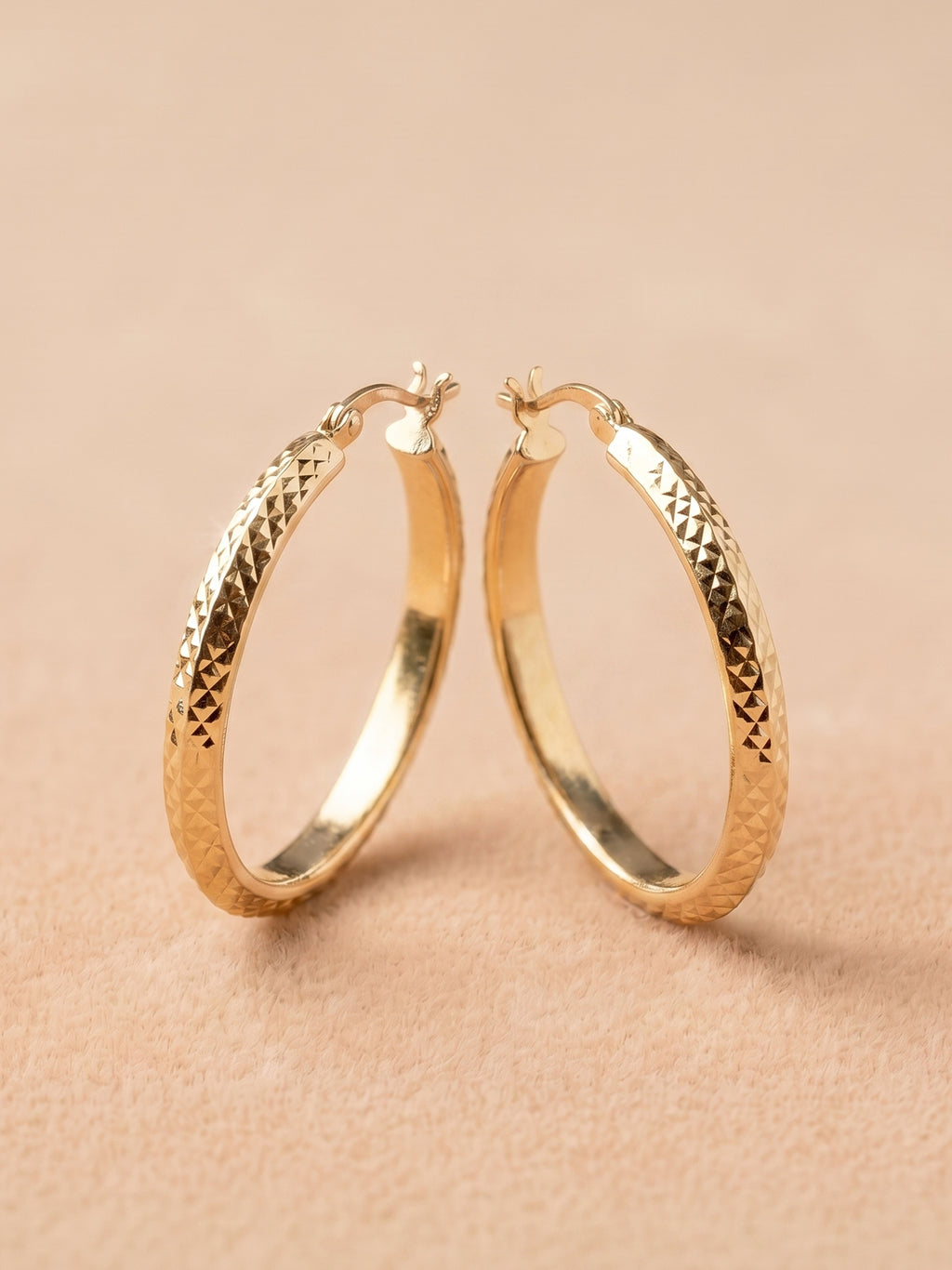 Diamond-Cut Oval Hoop Earrings