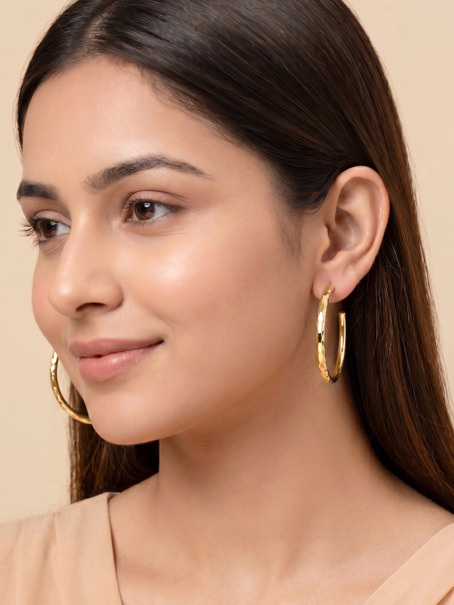 Diamond-Cut Tube Hoop Earrings