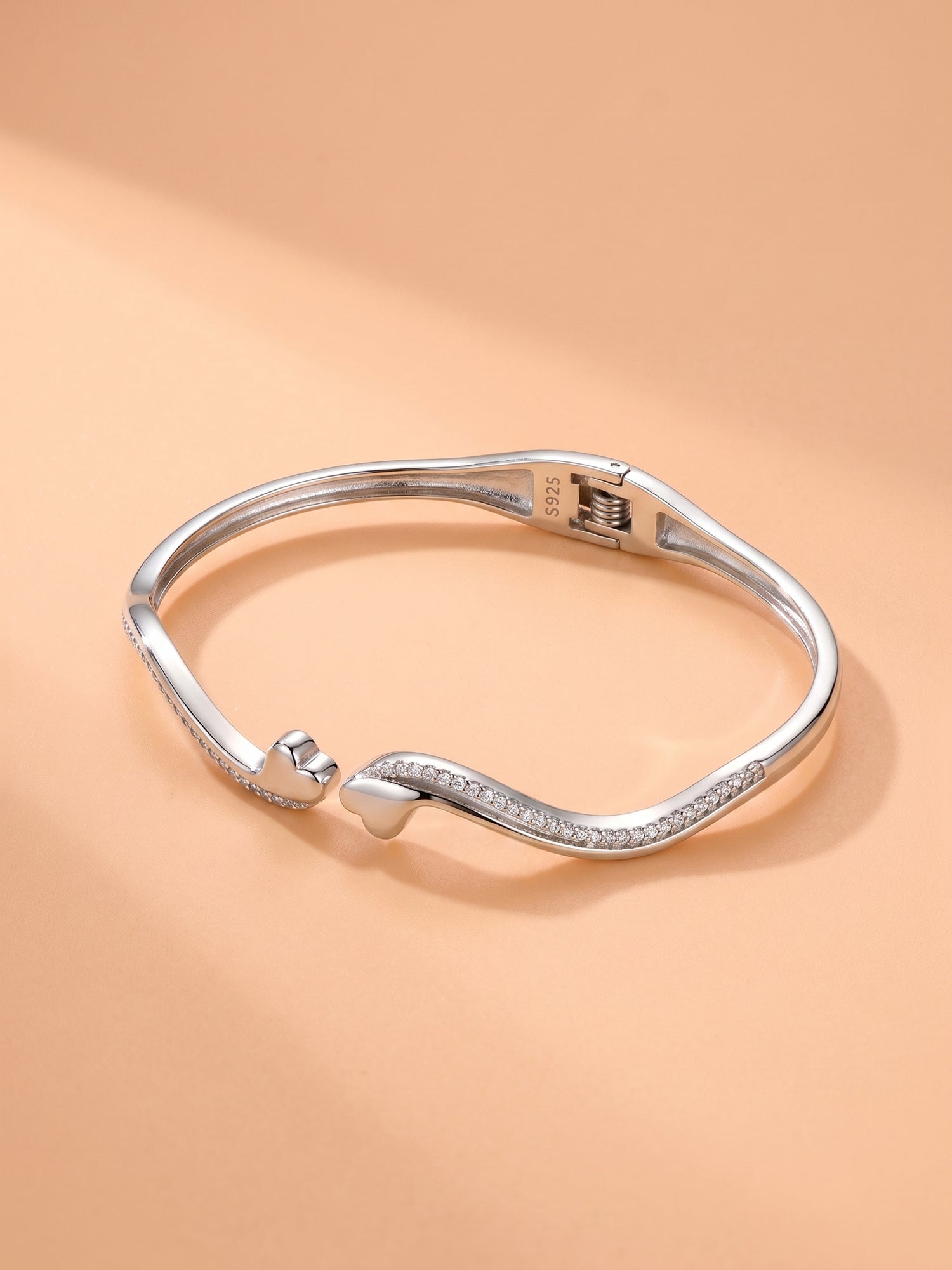 Wavy Pavé CZ Heart Bangle Bracelet