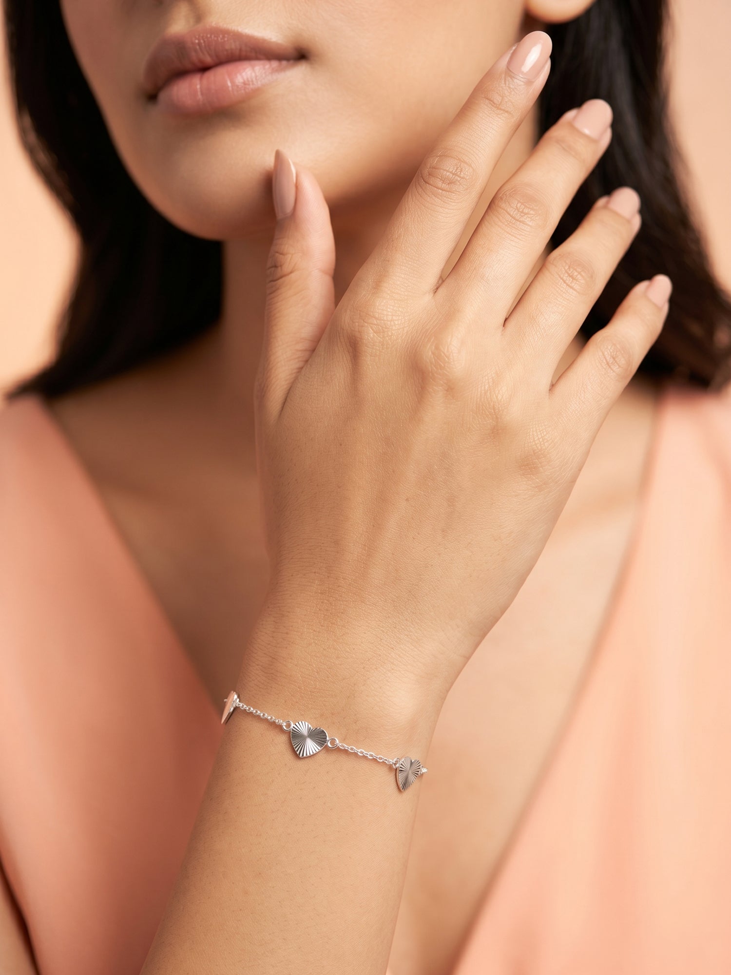 Sunburst Heart Station Cable Chain Bracelet