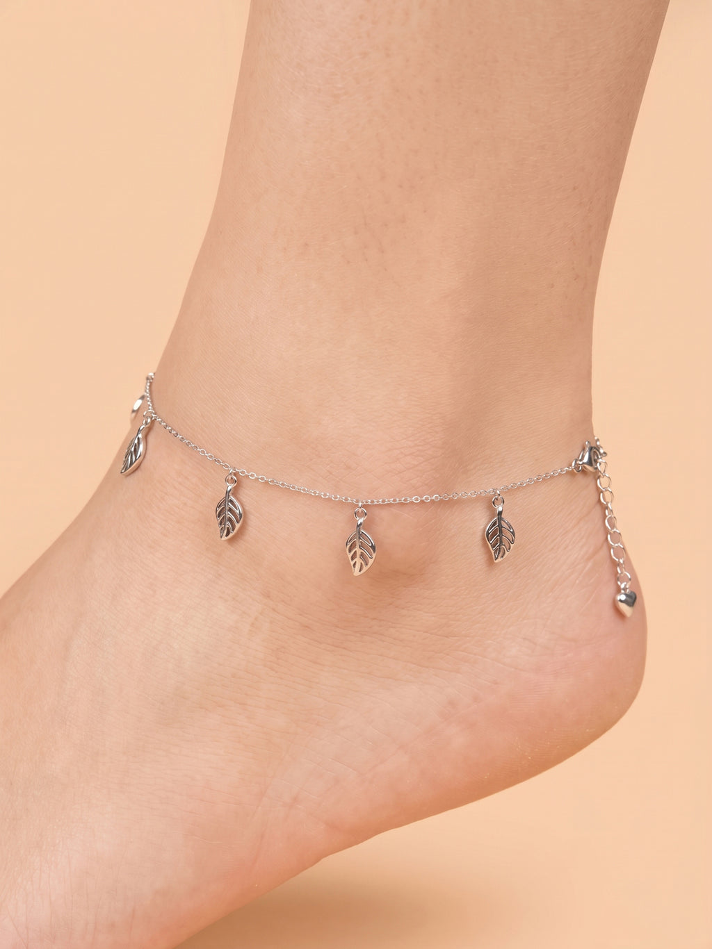 Hollow Leaf Charm Anklet