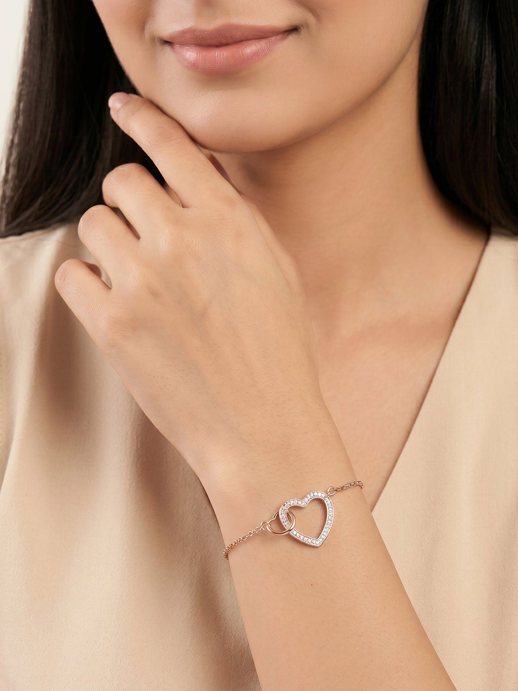 Pavé Interlocking Heart & Circle Chain Bracelet