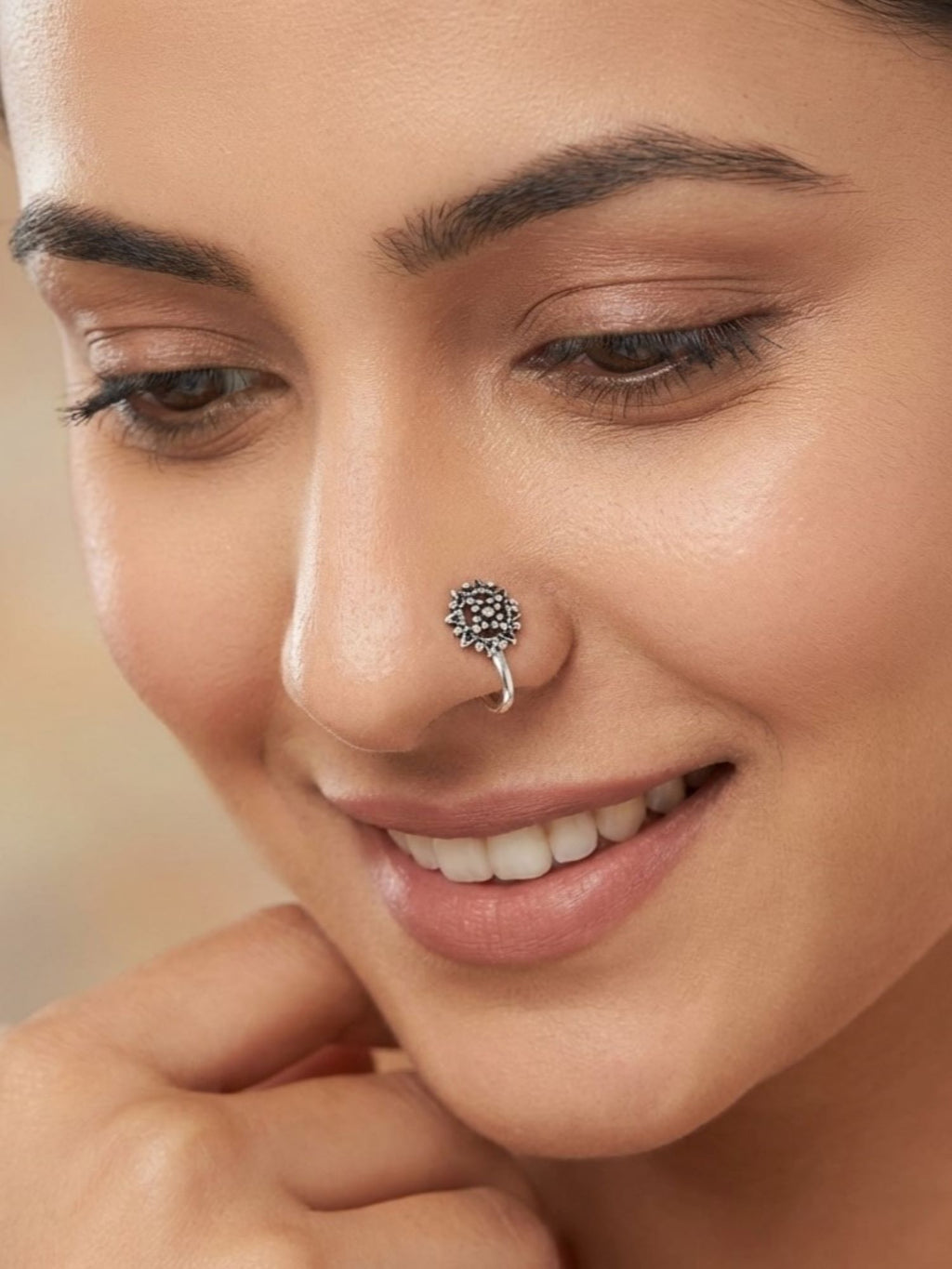 Solar Filigree Nose Pin
