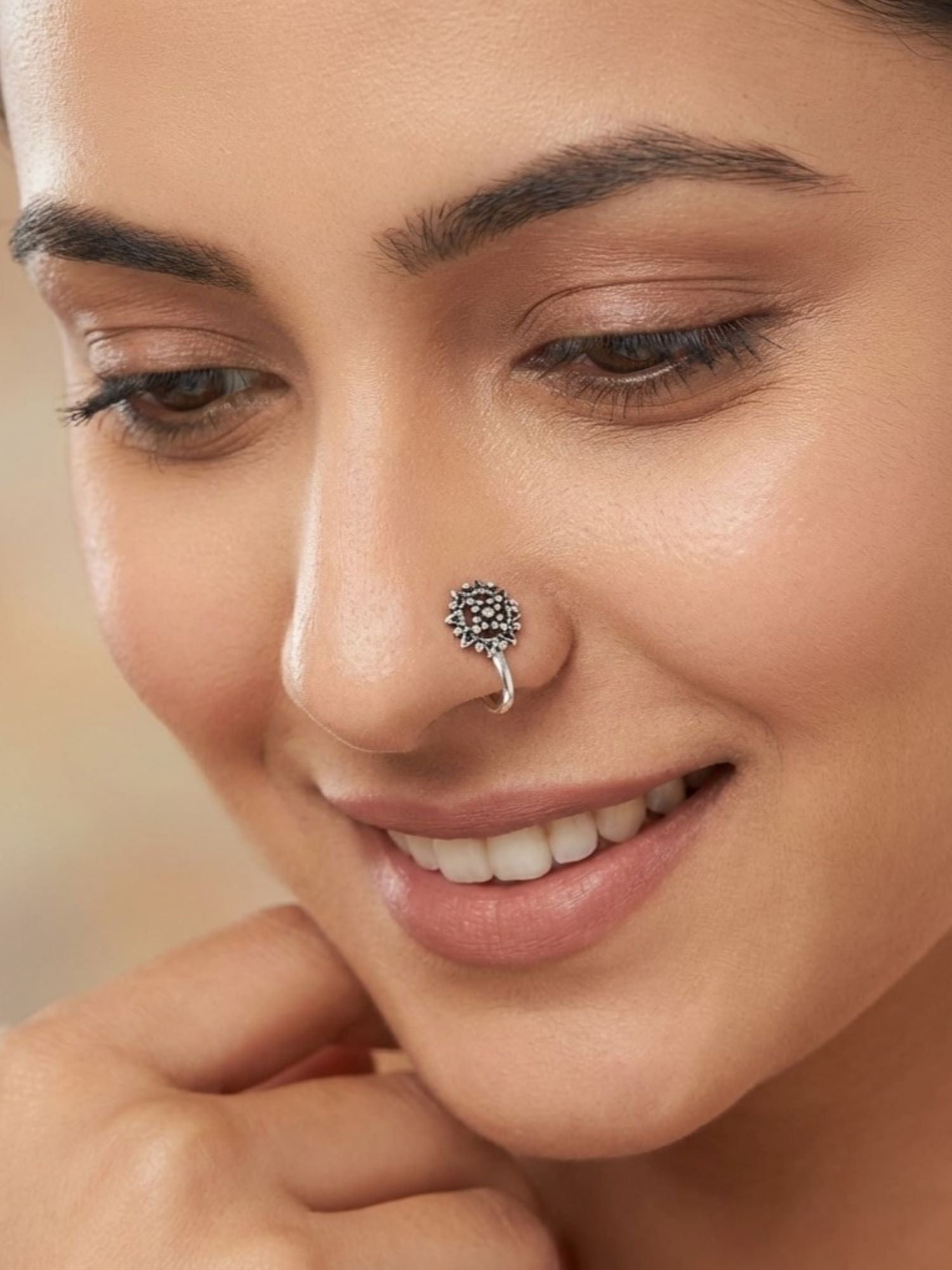 Solar Filigree Nose Pin