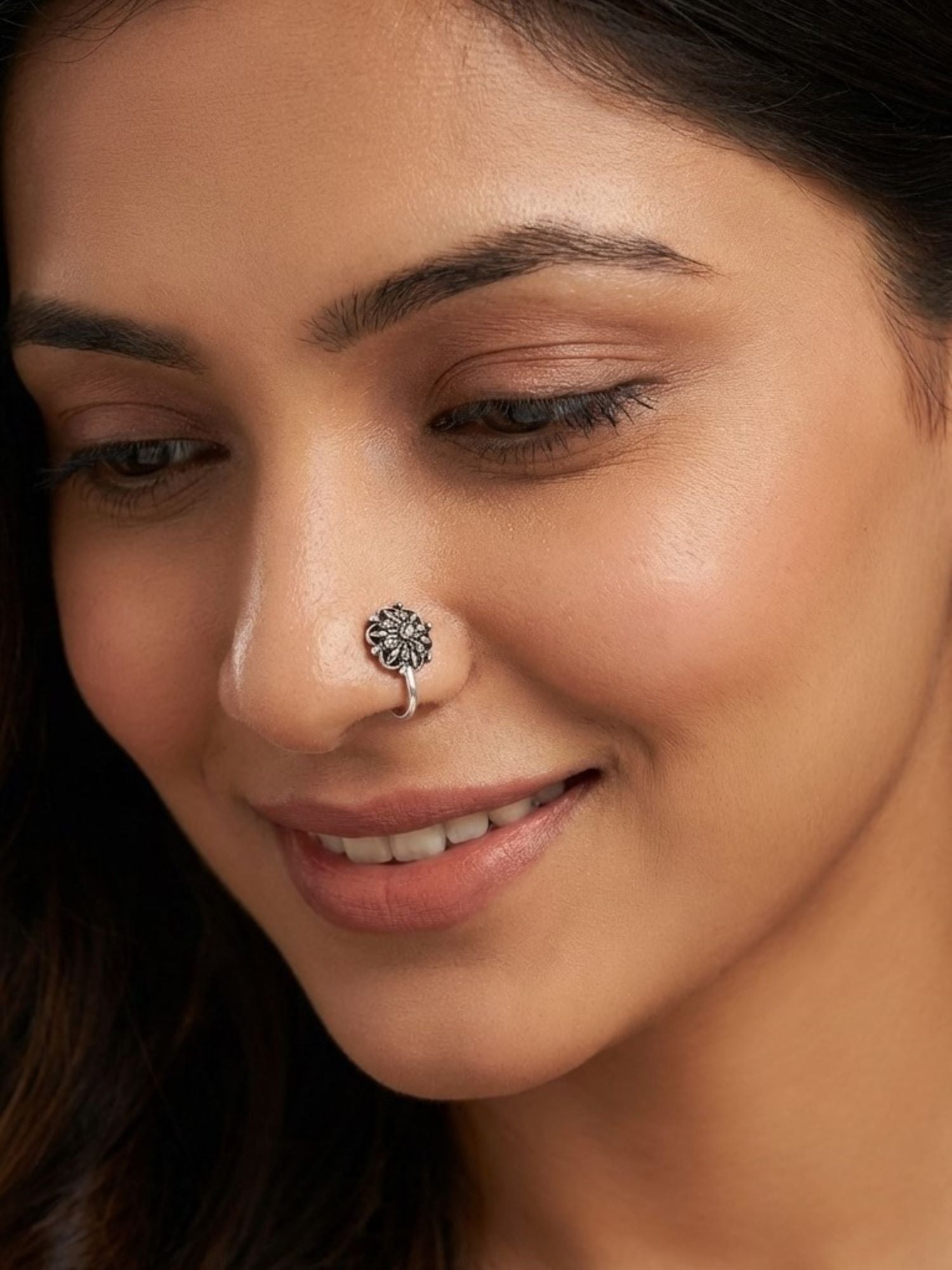 Sunburst Filigree Nose Pin
