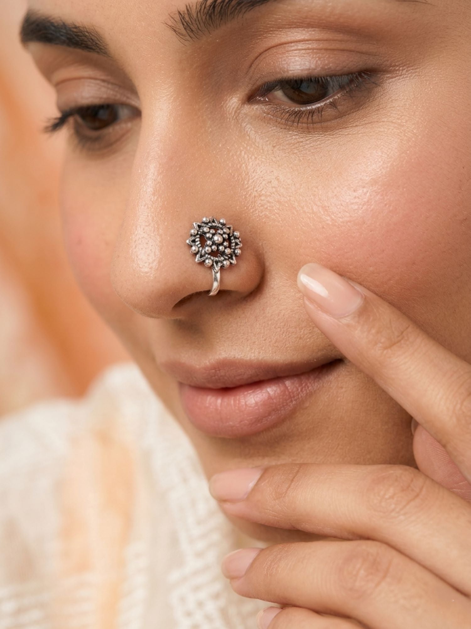 Solar Filigree Nose Pin