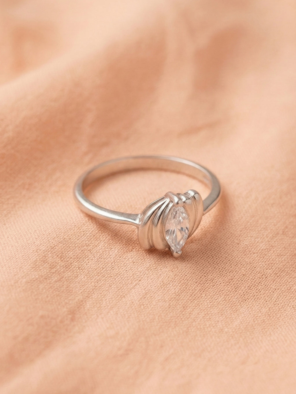 Silver Art Deco Ribbed Marquise Ring