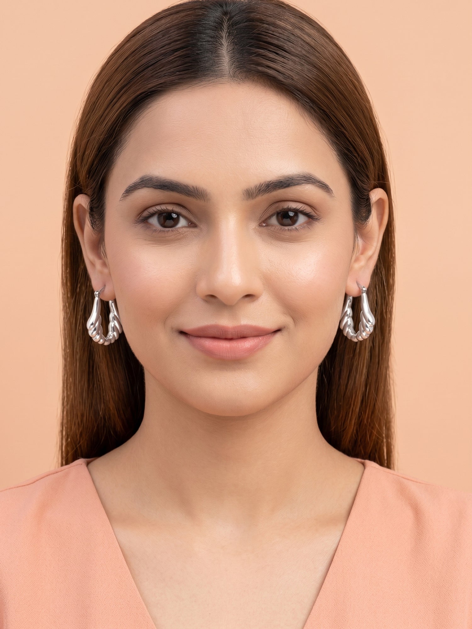 Sculptural Ribbed Oval Hoop Earrings