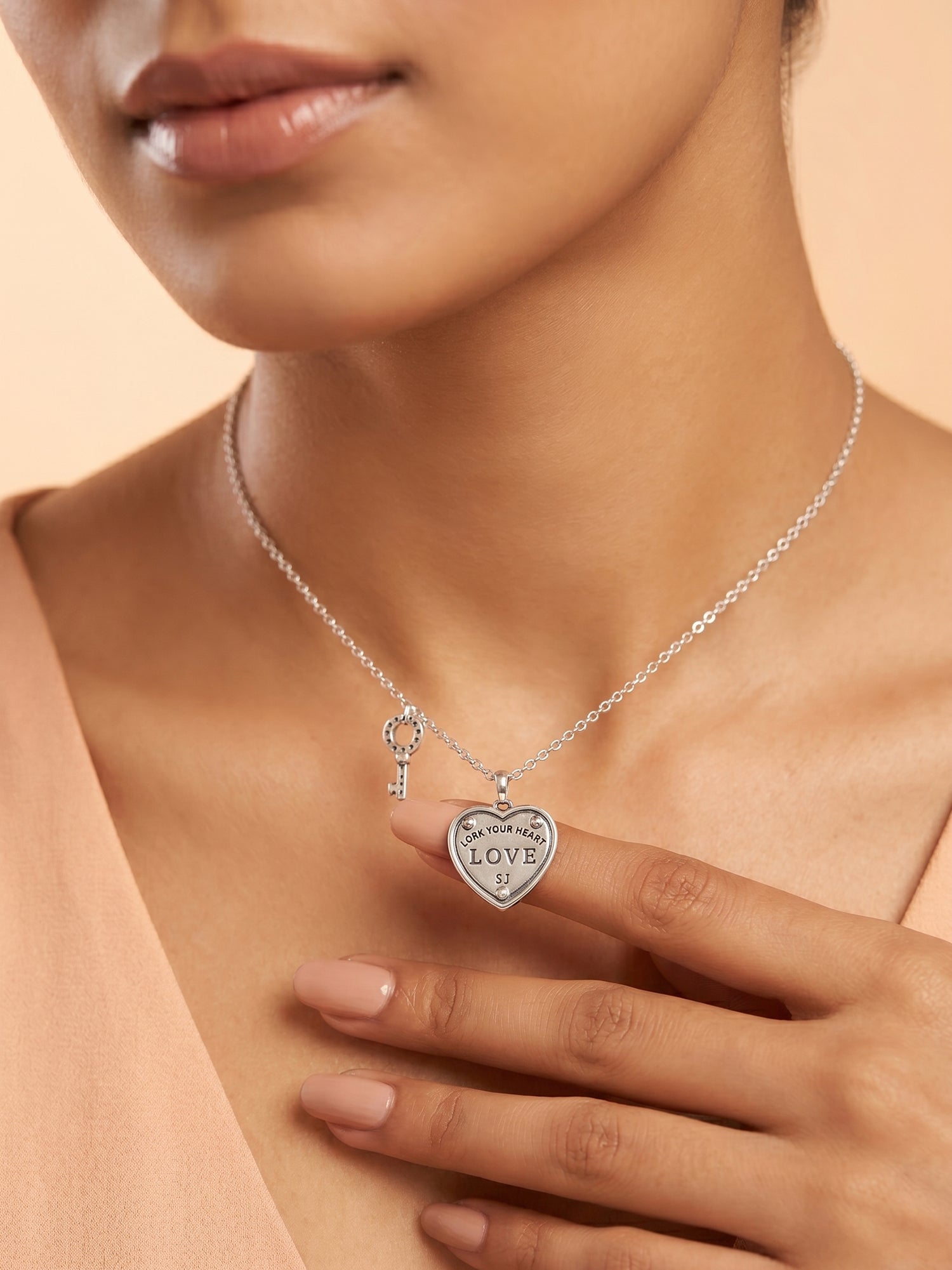 Reversible Mother of Pearl & Engraved Heart Necklace
