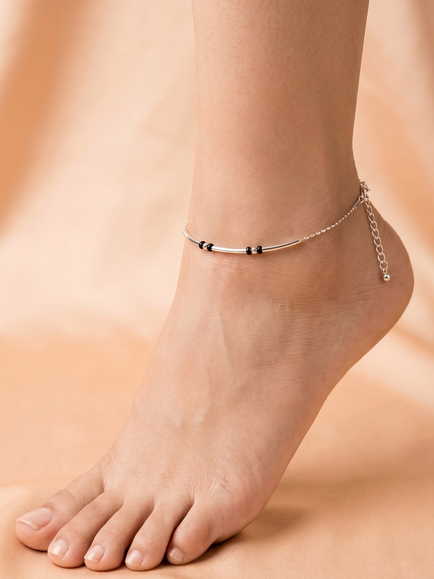 Lunar Arch Nazaria Anklet Pair