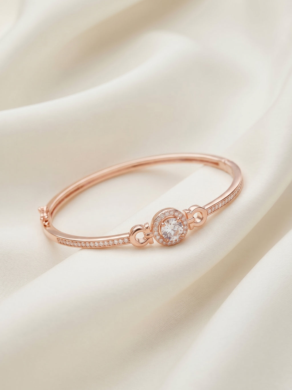 Aurelia Halo Bangle