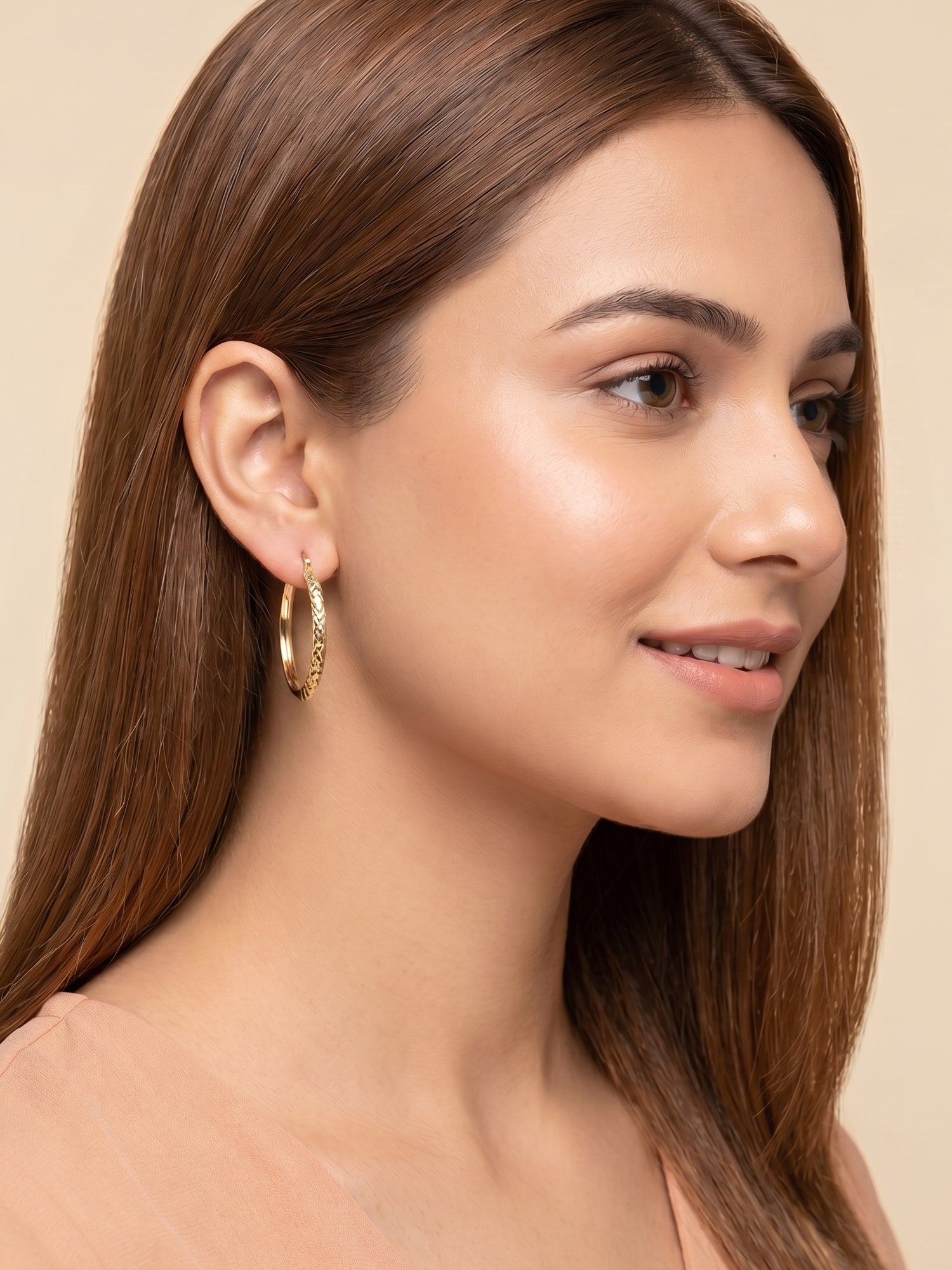 Diamond-Cut Oval Hoop Earrings