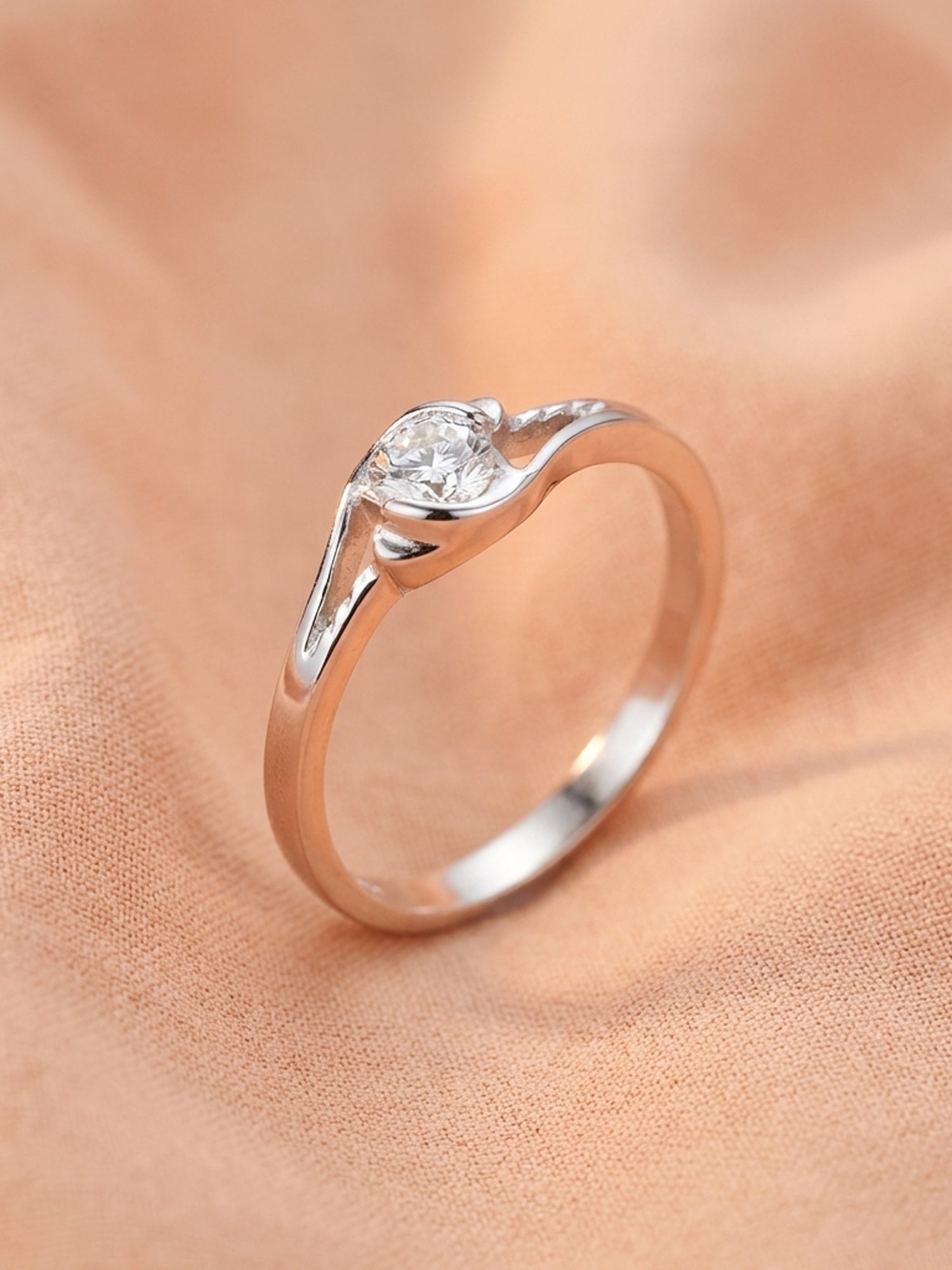 Silver Shimmering Split-Shank Solitaire Ring