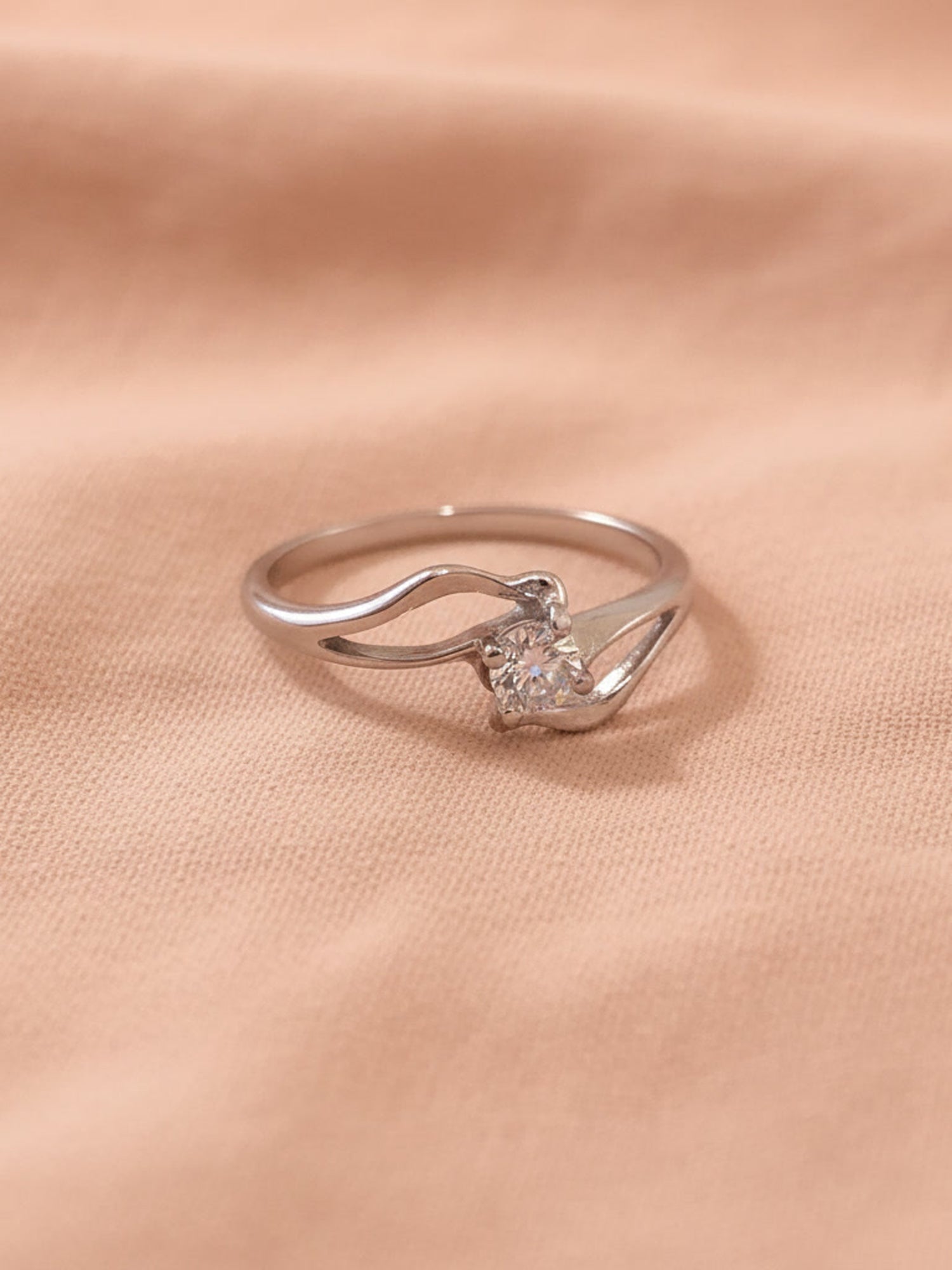 Fluid Wave Solitaire Ring