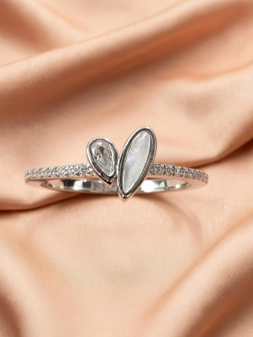 Duo Heart Shimmer Ring