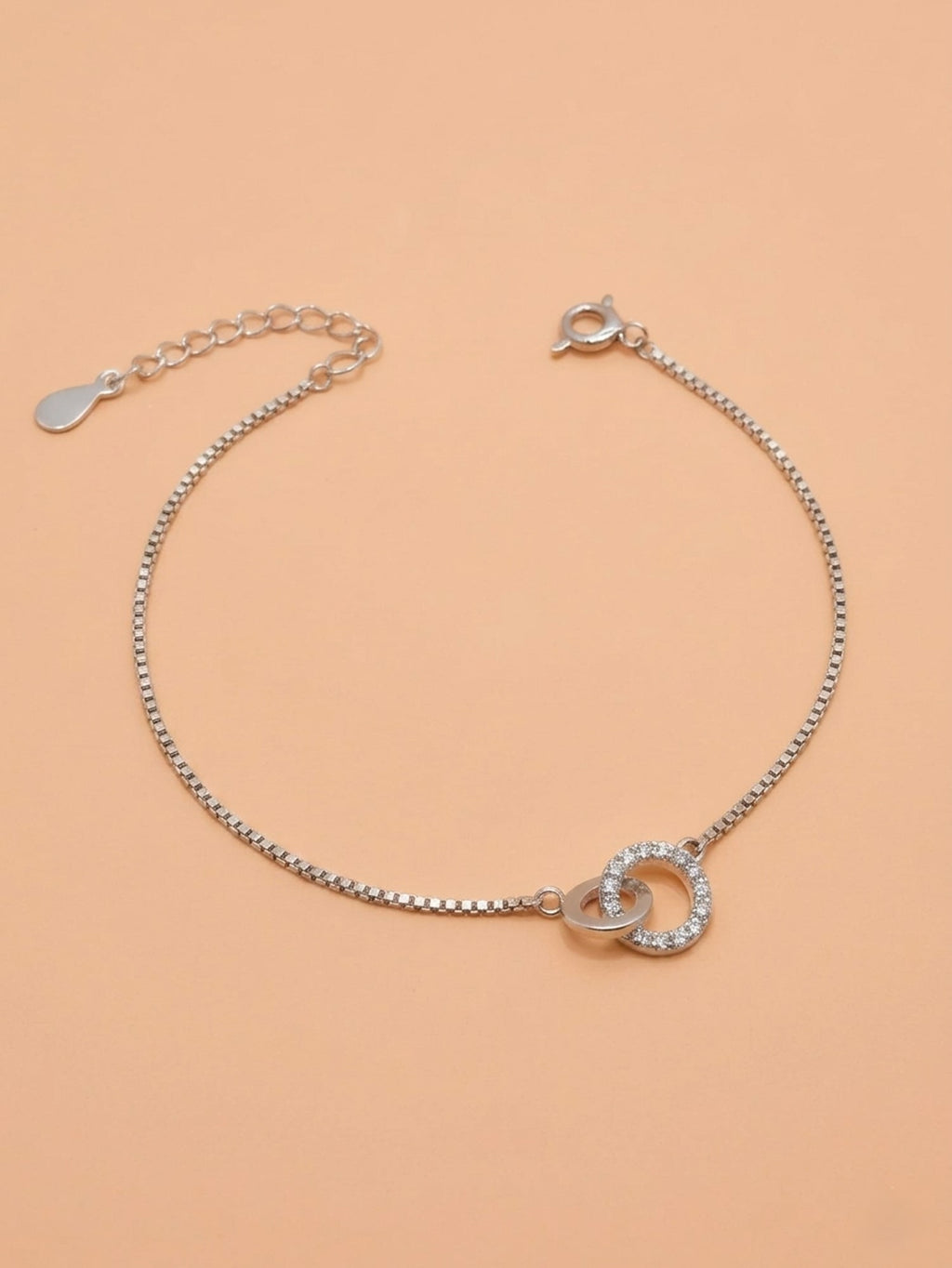 Interlocking Infinity Circle Bracelet