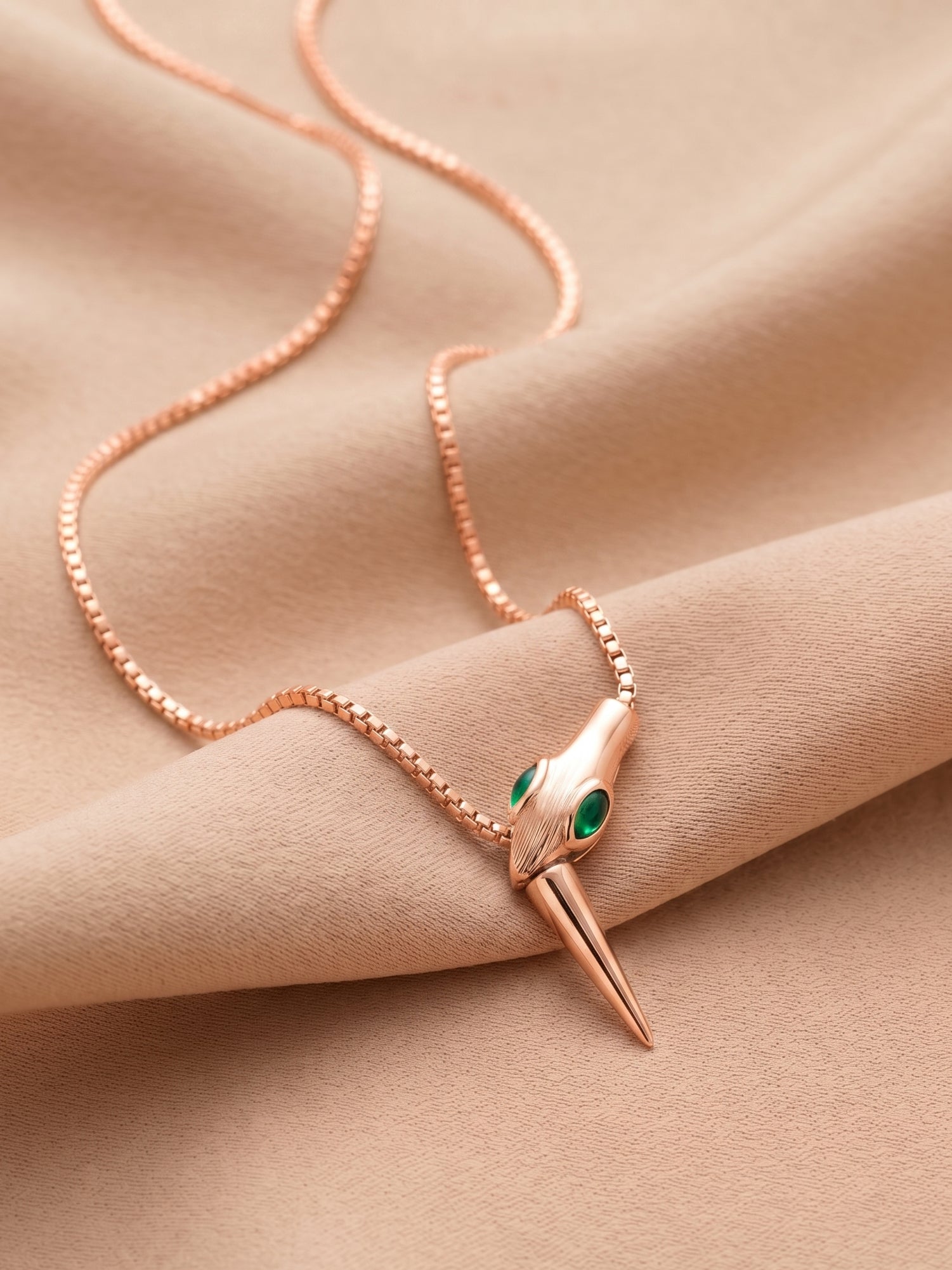 Roseate Serpentine Talon Pendant Necklace