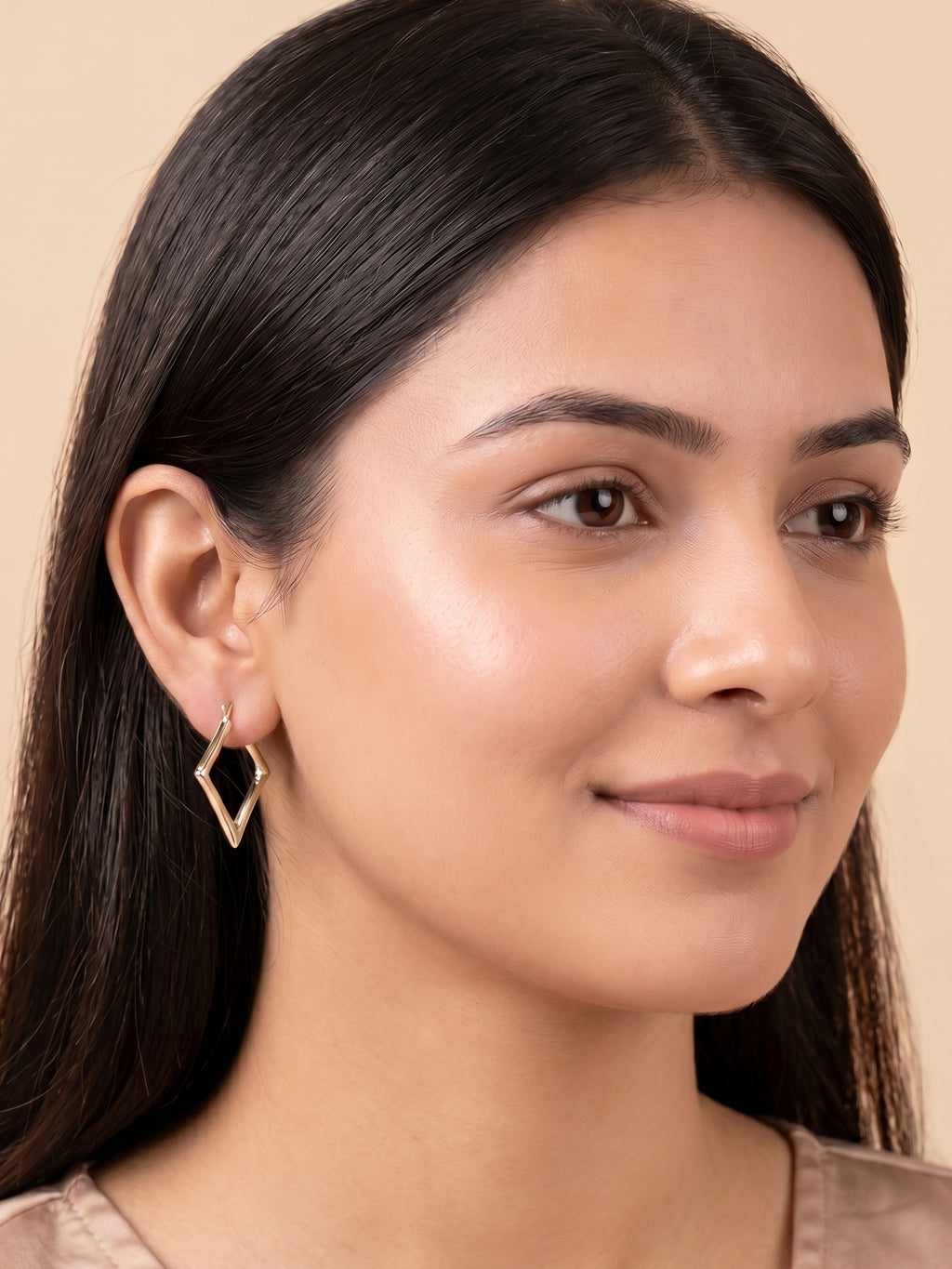 Polished Diamond Shape Hoop Earrings