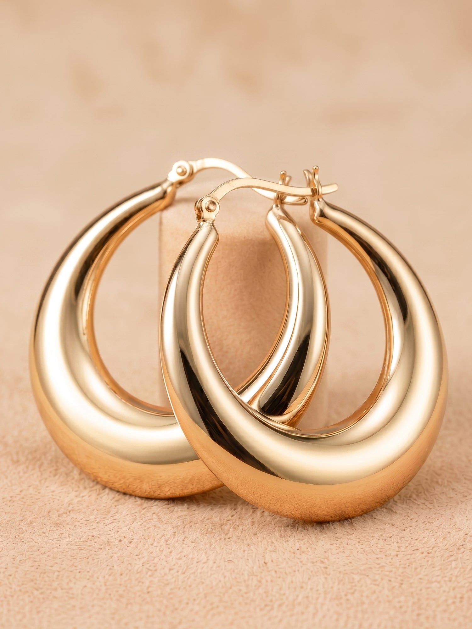 Polished Chunky Teardrop Hoop Earrings
