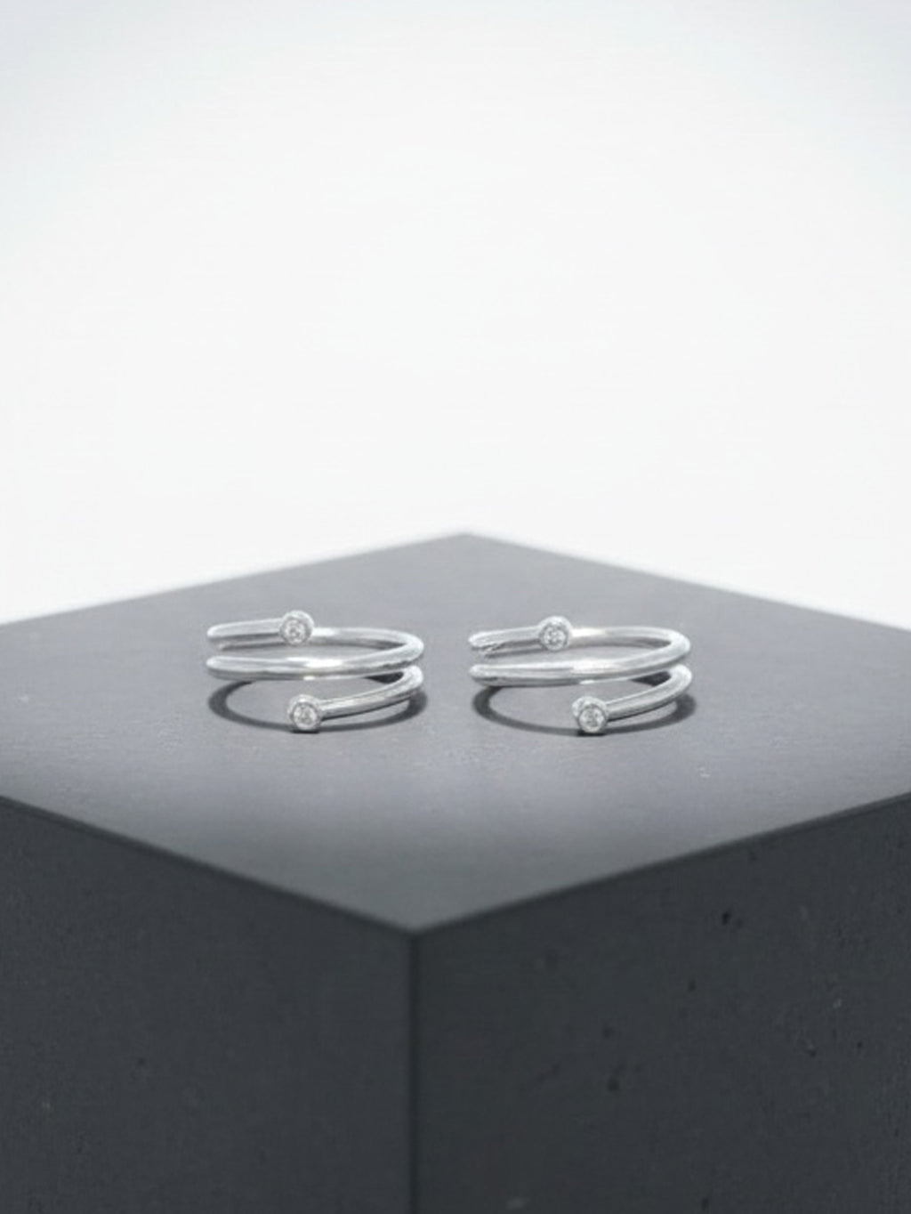 Serene Spiral Toe Ring