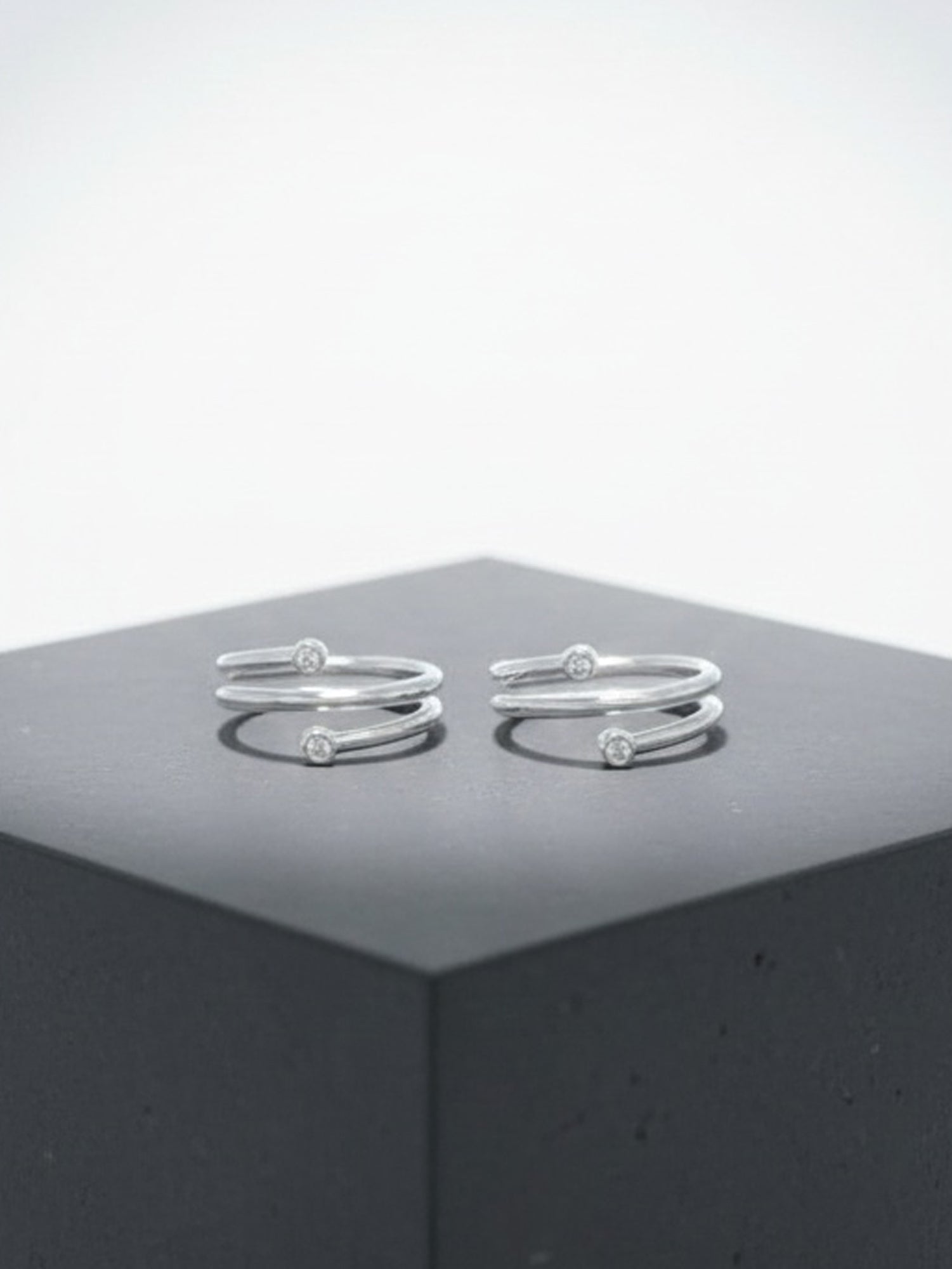 Serene Spiral Toe Ring