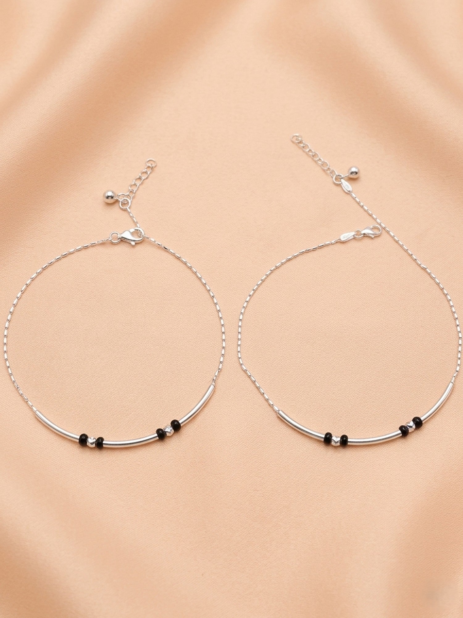 Lunar Arch Nazaria Anklet Pair