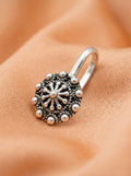 Ethnic Starburst Nose Pin in 925 sterling silver — 925 Siller