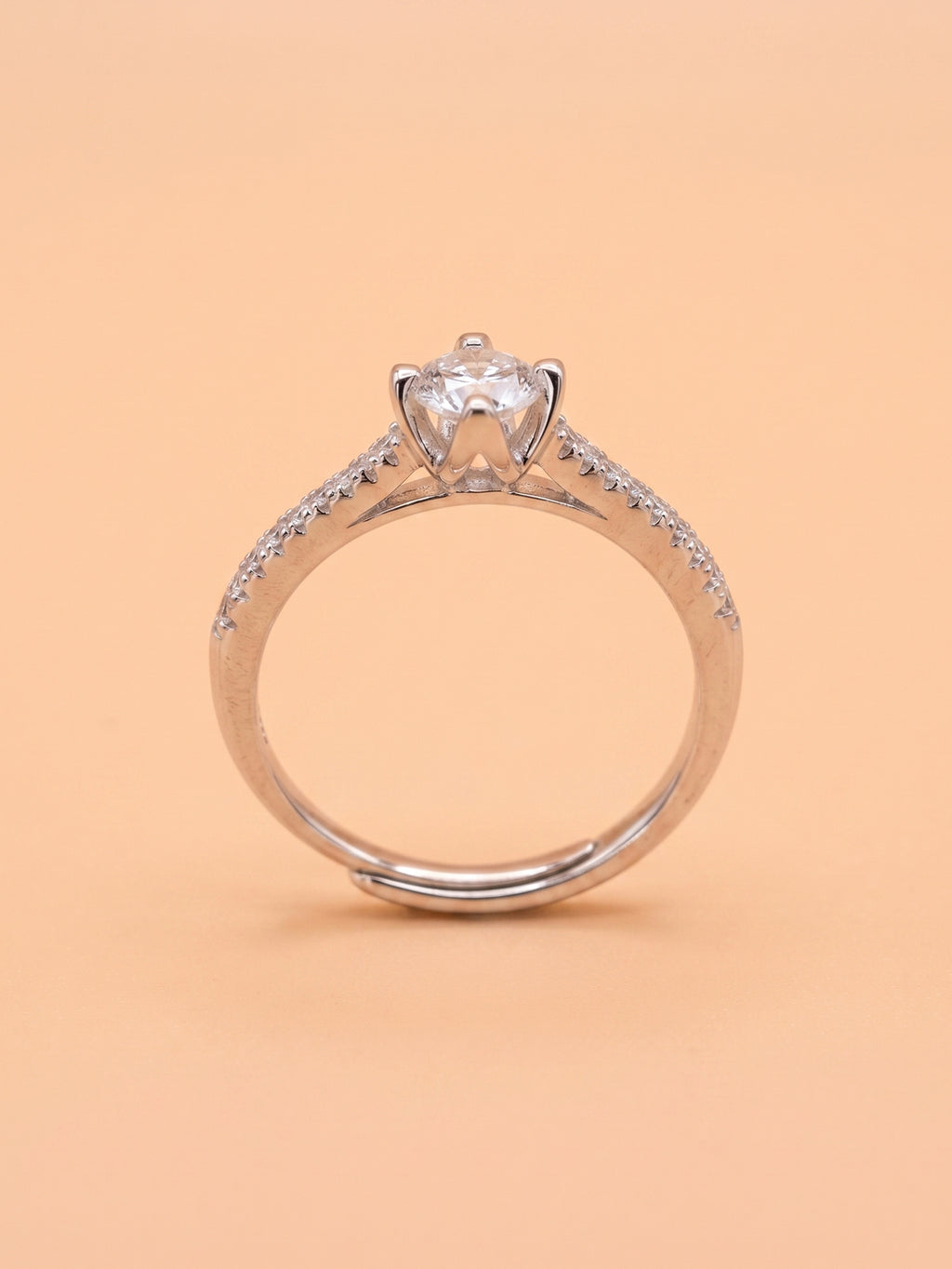 Lumina Solitaire Ring