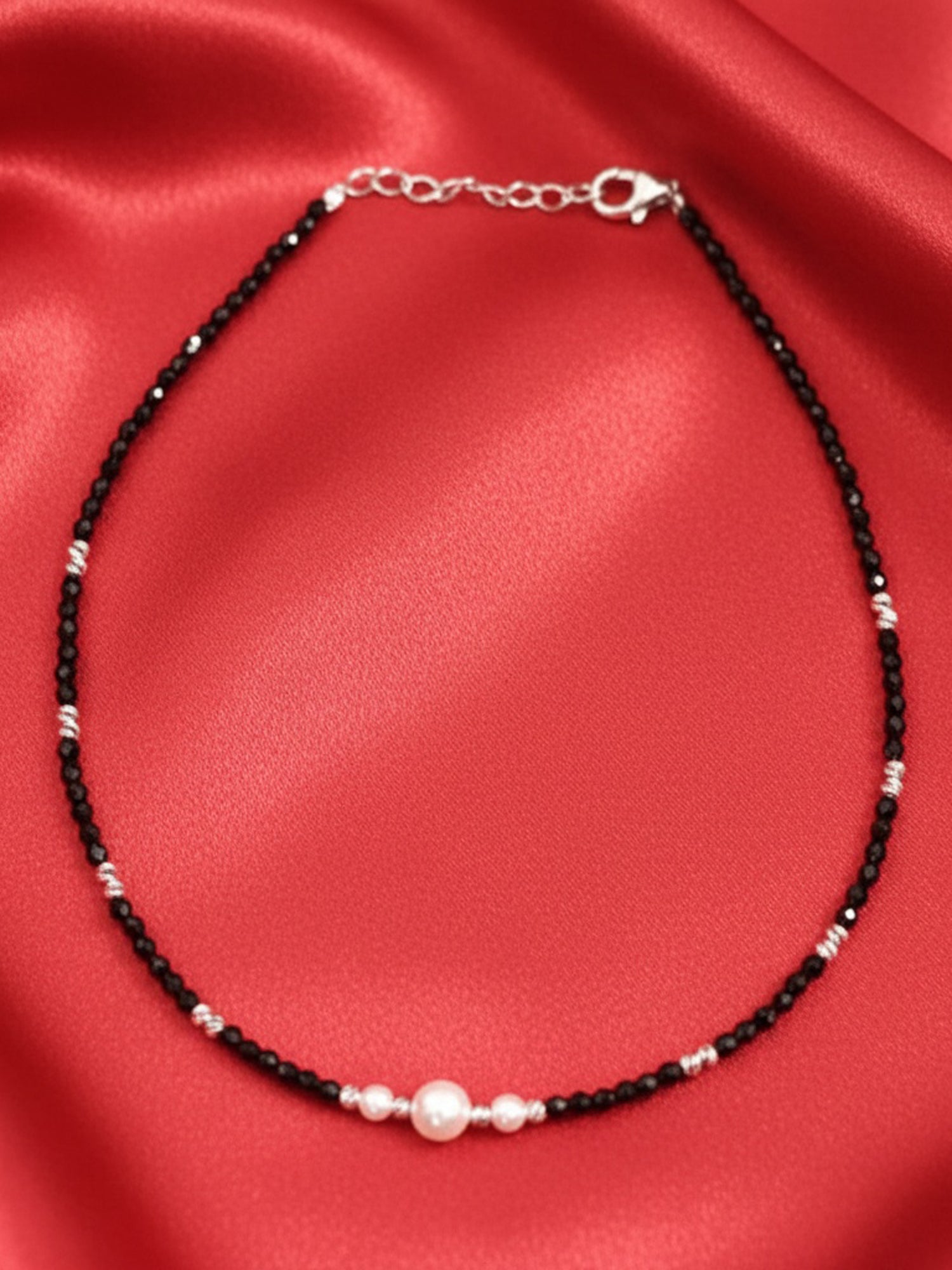 Luna Noir Anchor Anklet