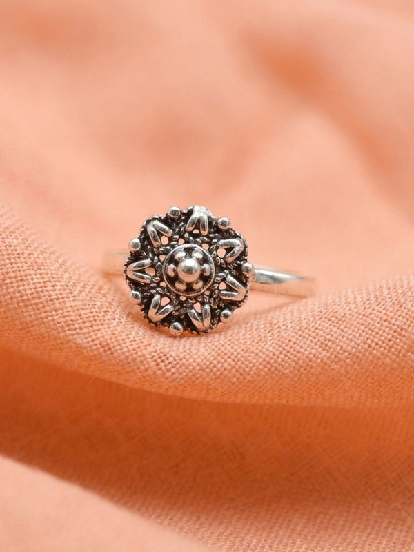 Antique Sunflower Nose Pin
