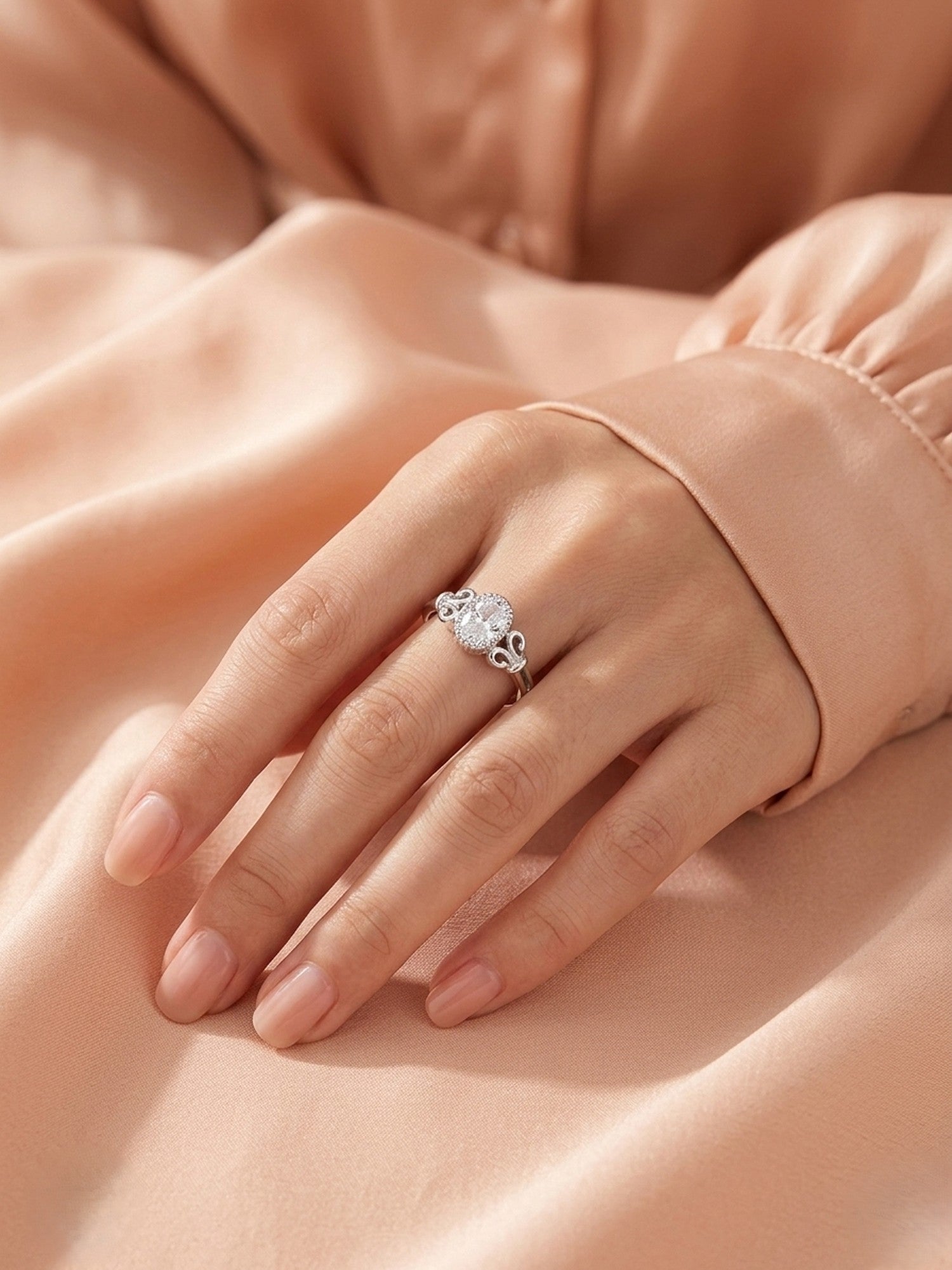Vintage Scroll Solitaire Ring
