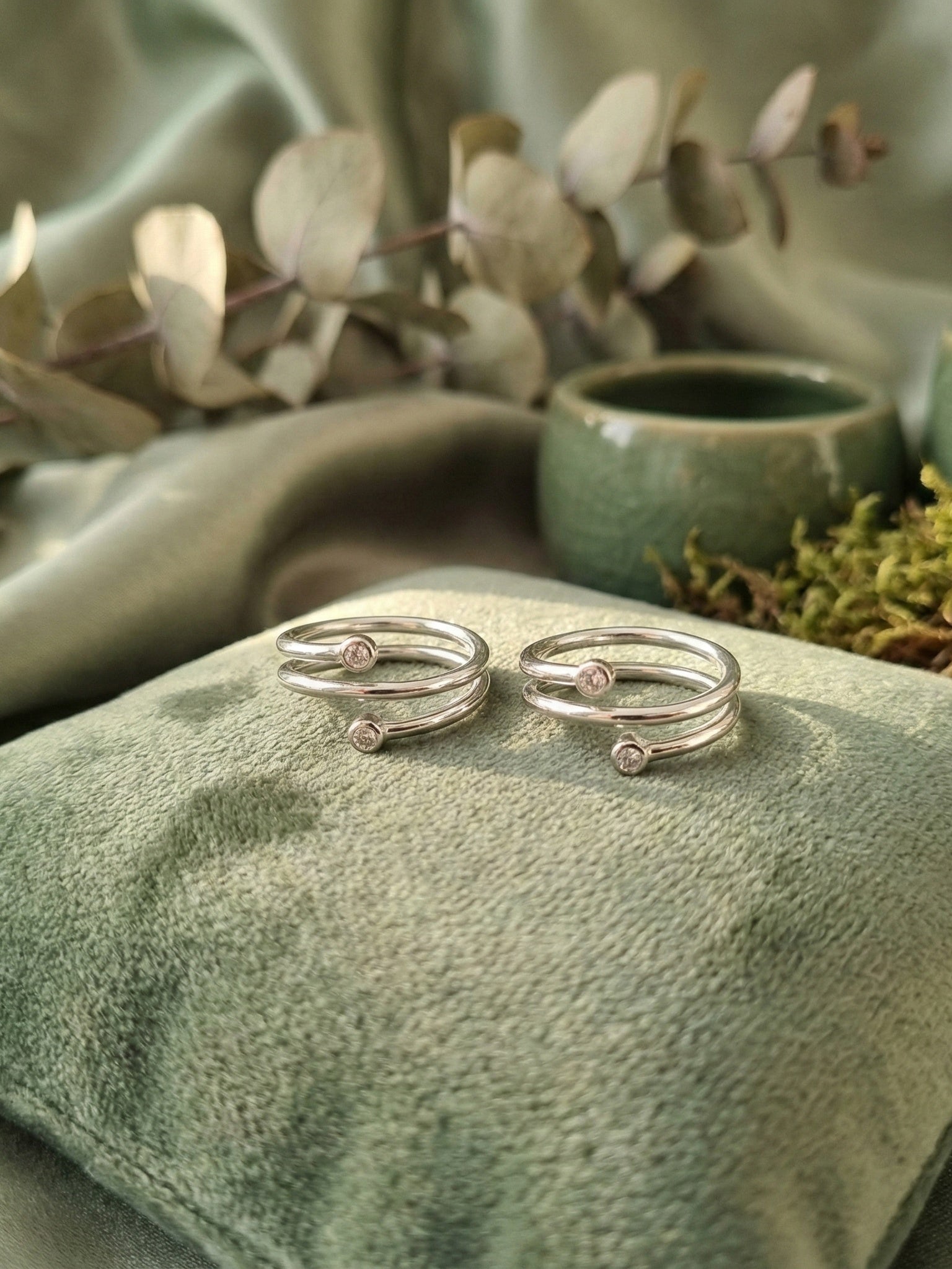 Serene Spiral Toe Ring