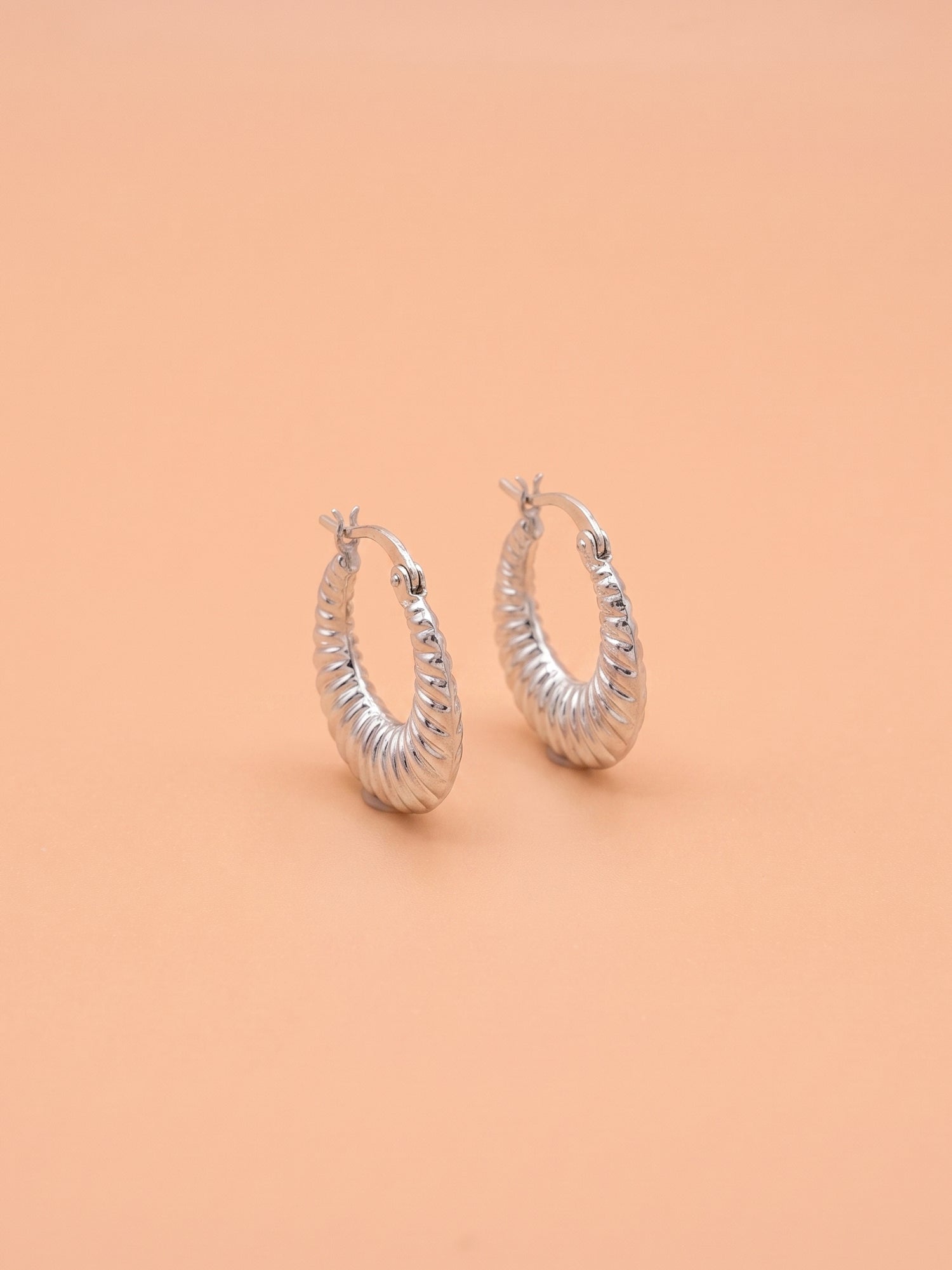 Sculptural Ribbed Graduated Hoop Earrings