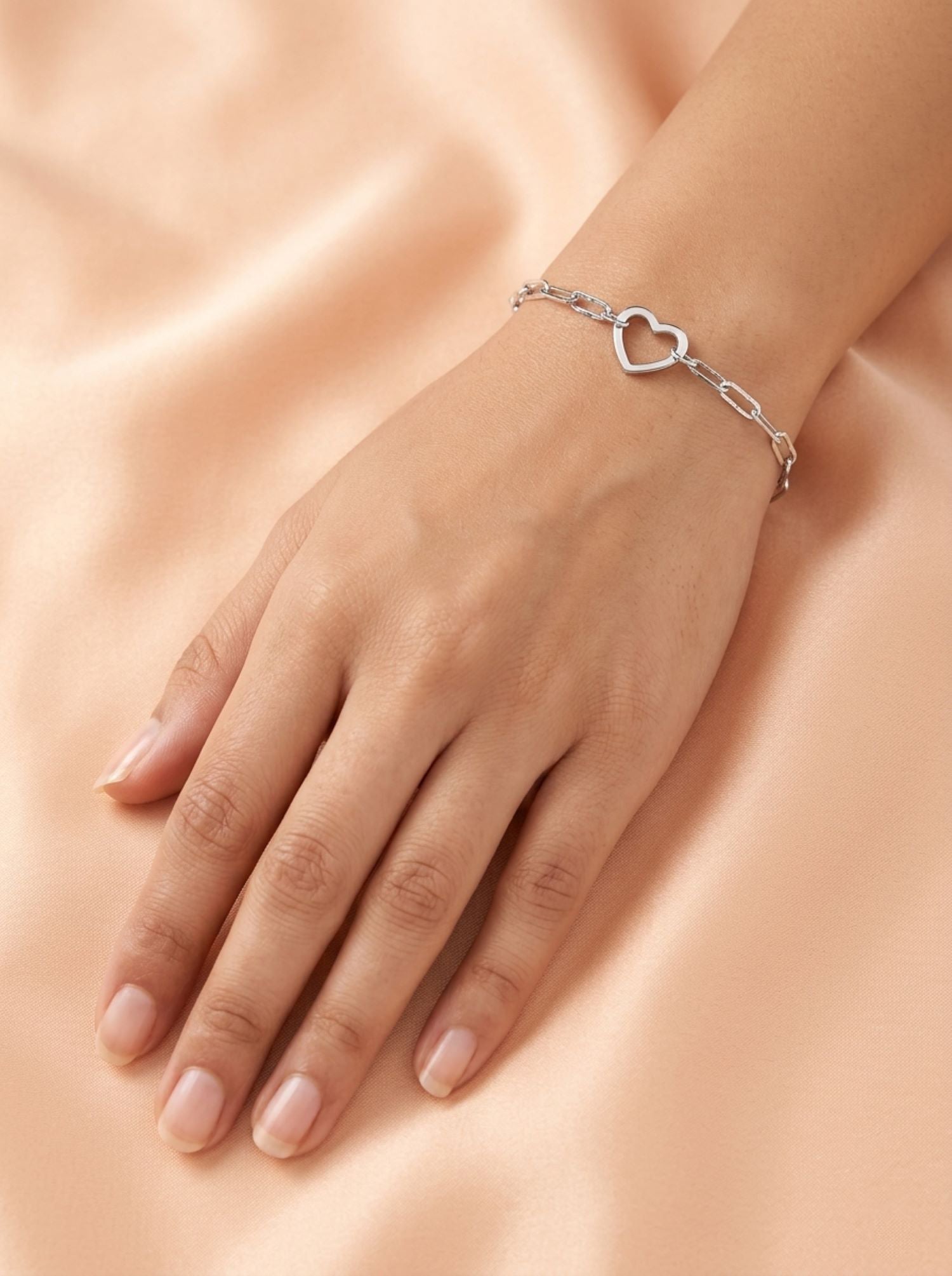 Silver Modern Heart Paperclip Charm Bracelet