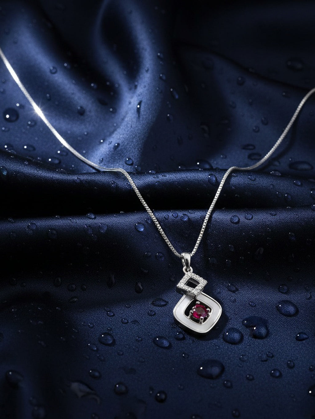 Interlocked Solitaire Pendant