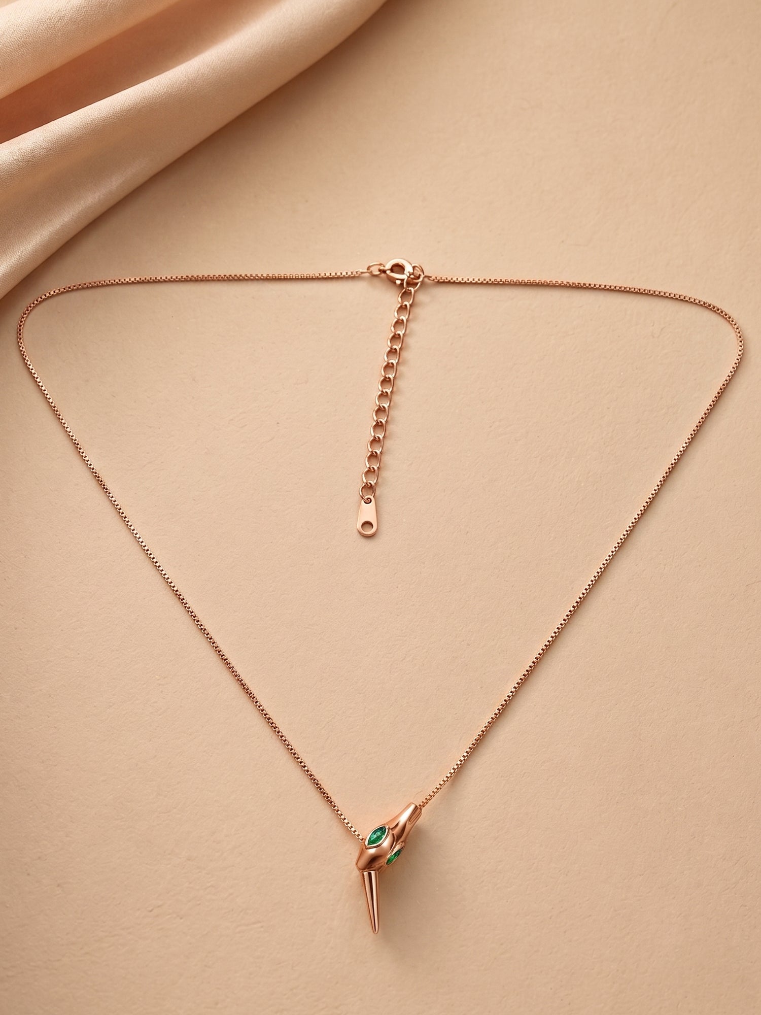 Roseate Serpentine Talon Pendant Necklace