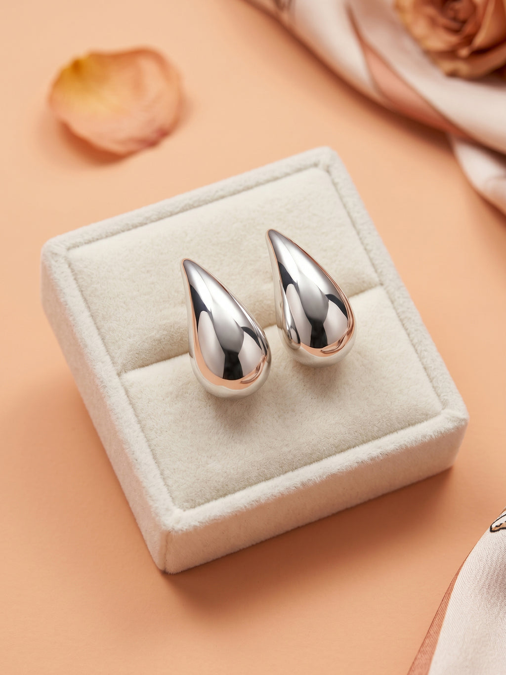 Mirror-Glaze Teardrop Studs