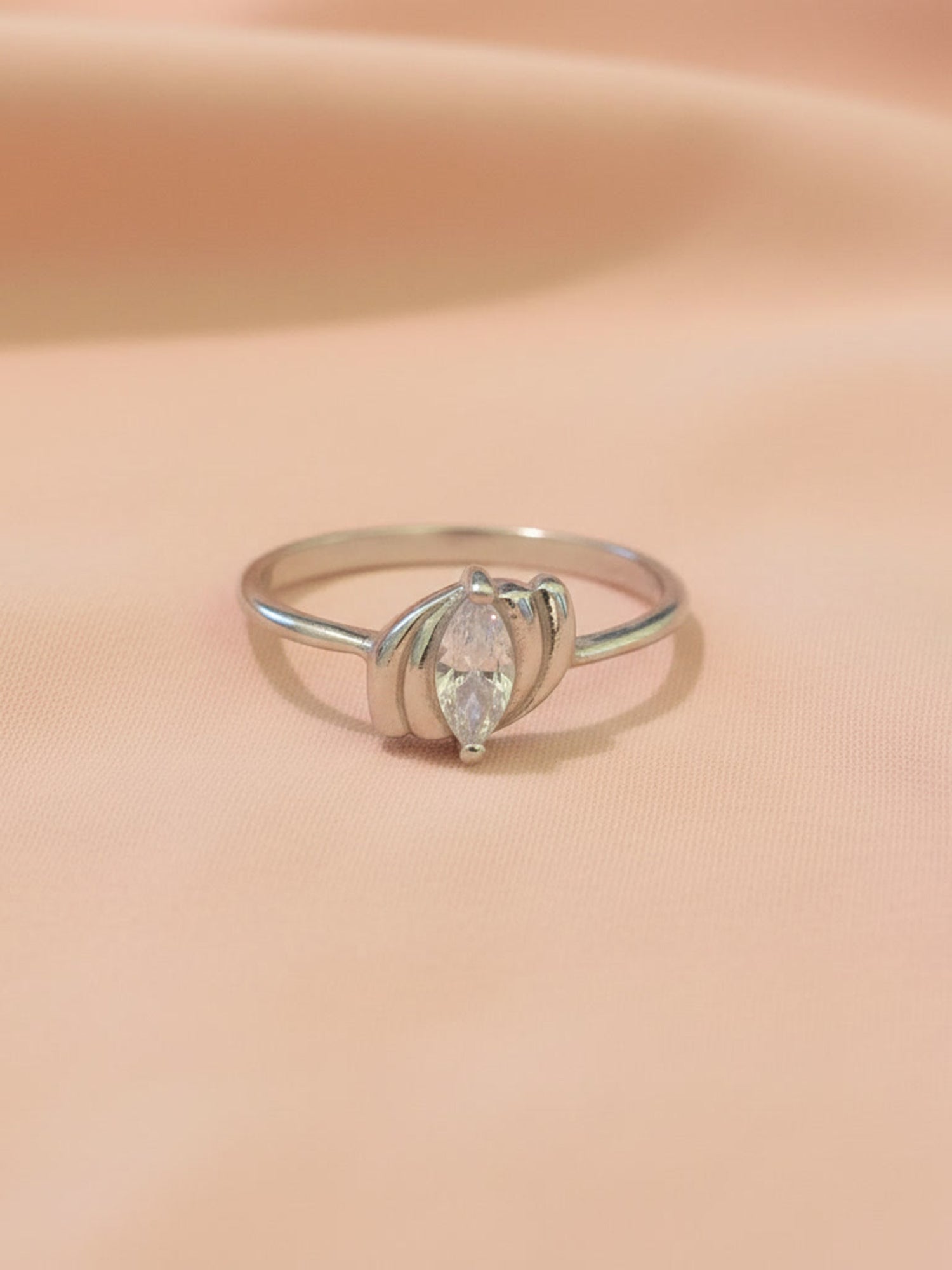 Silver Art Deco Ribbed Marquise Ring