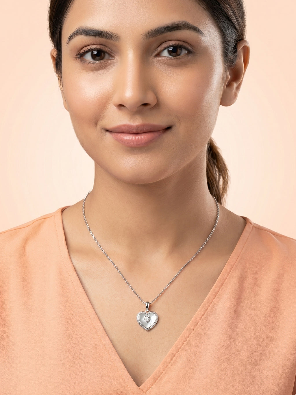 Mother of Pearl Heart Pendant Necklace