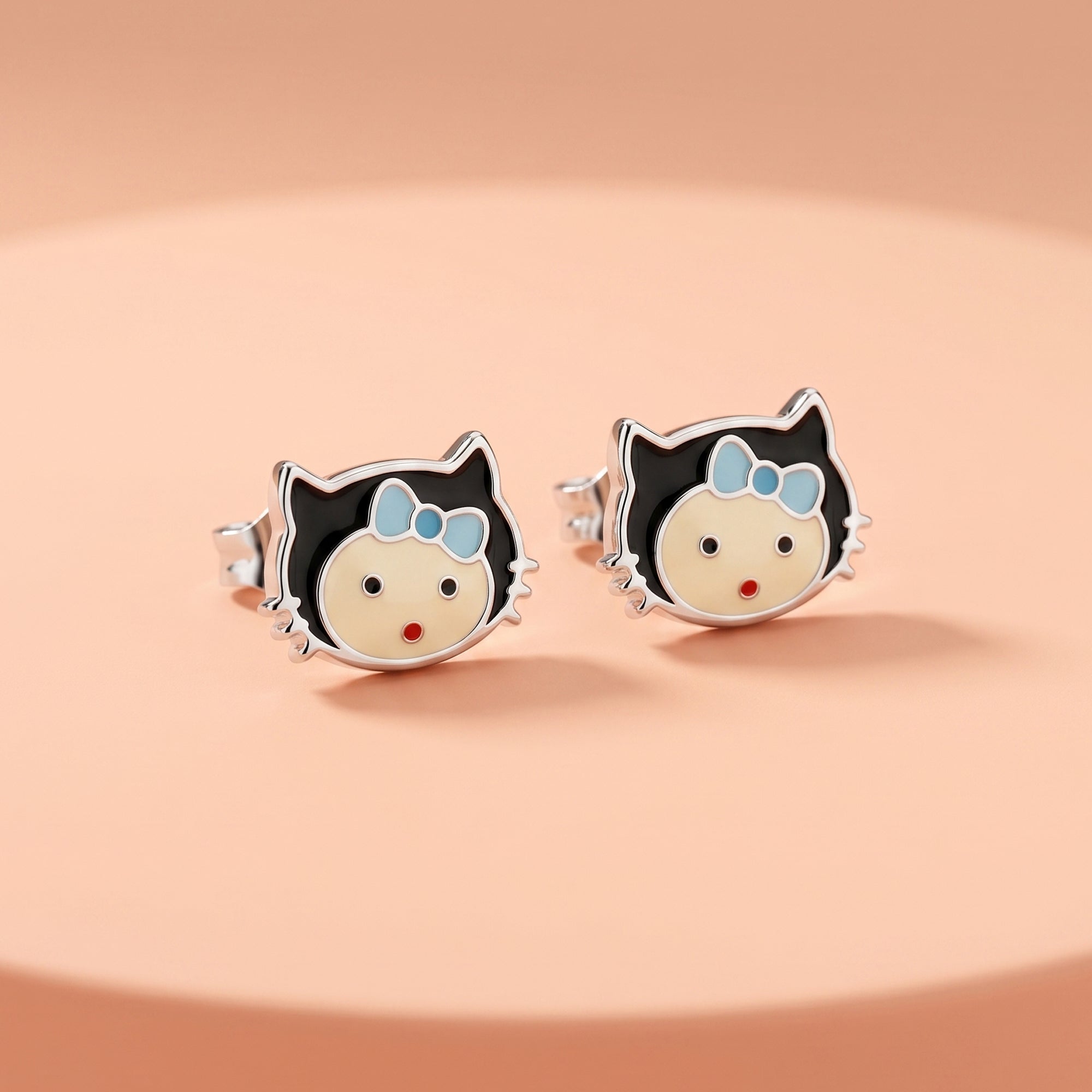 Bowed Kitten Studs