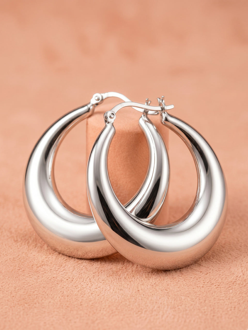 Mirror-Glaze Crescent Hoops