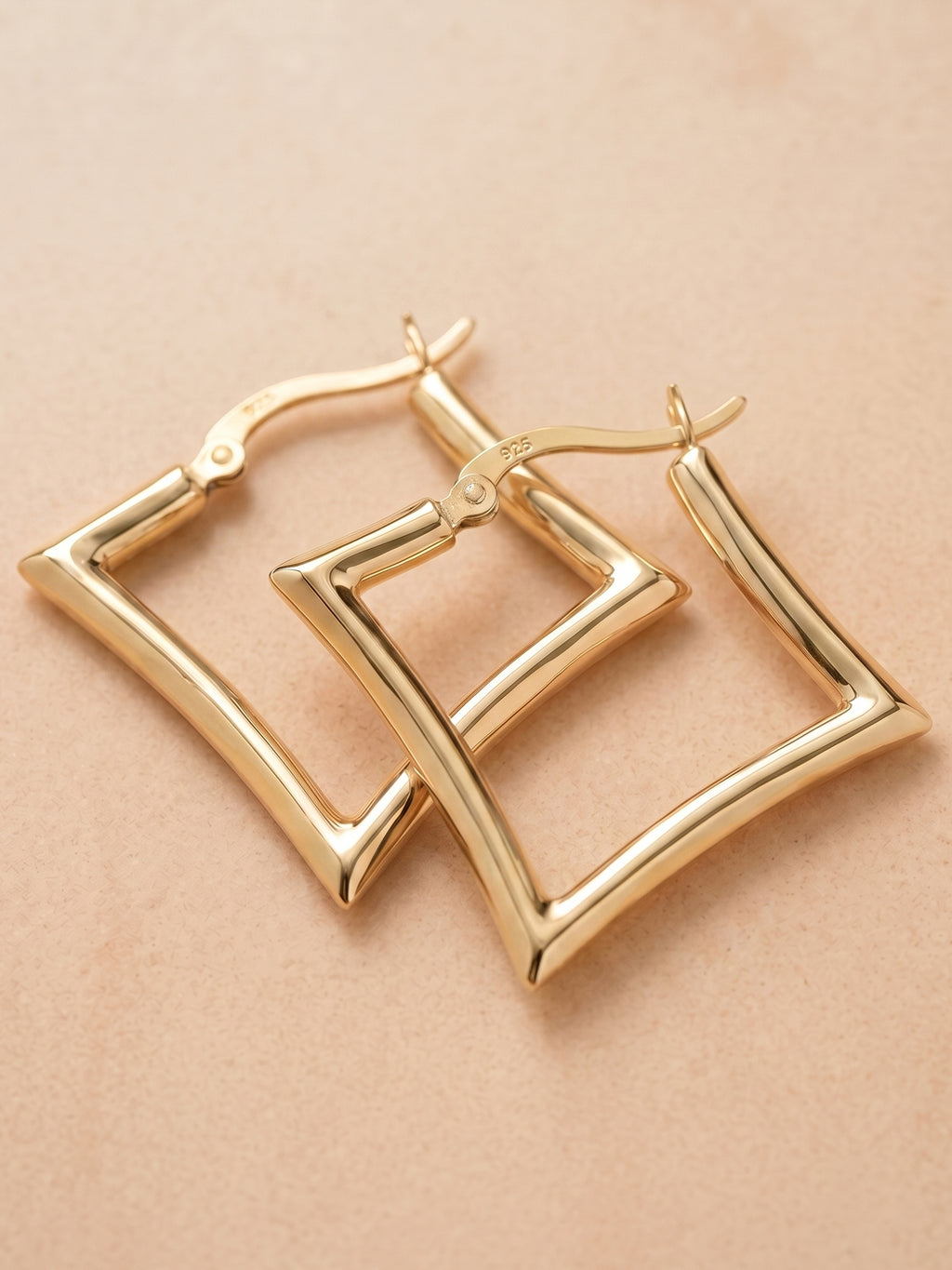 Polished Diamond Shape Hoop Earrings